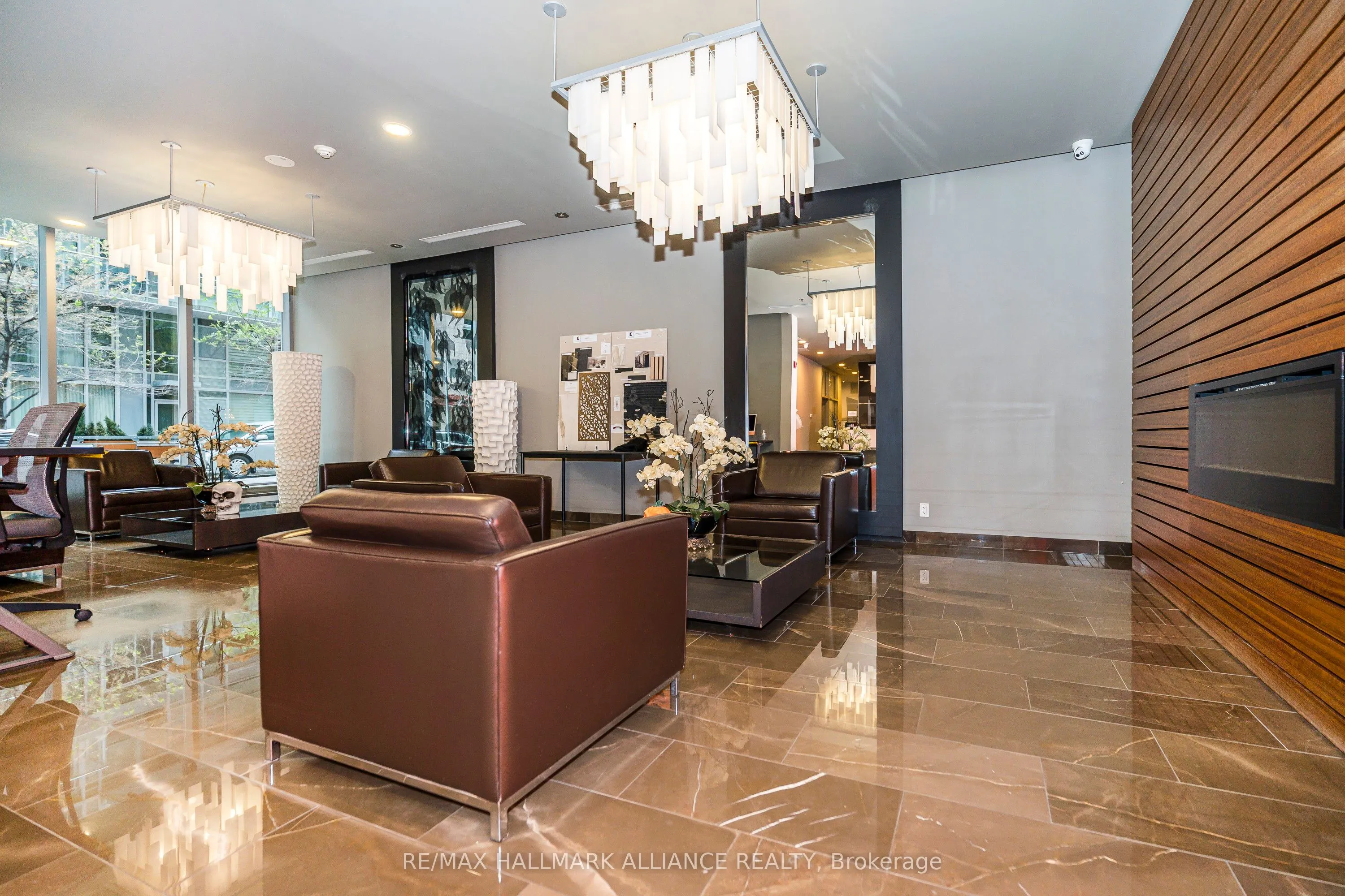 21 Nelson Street, #1015