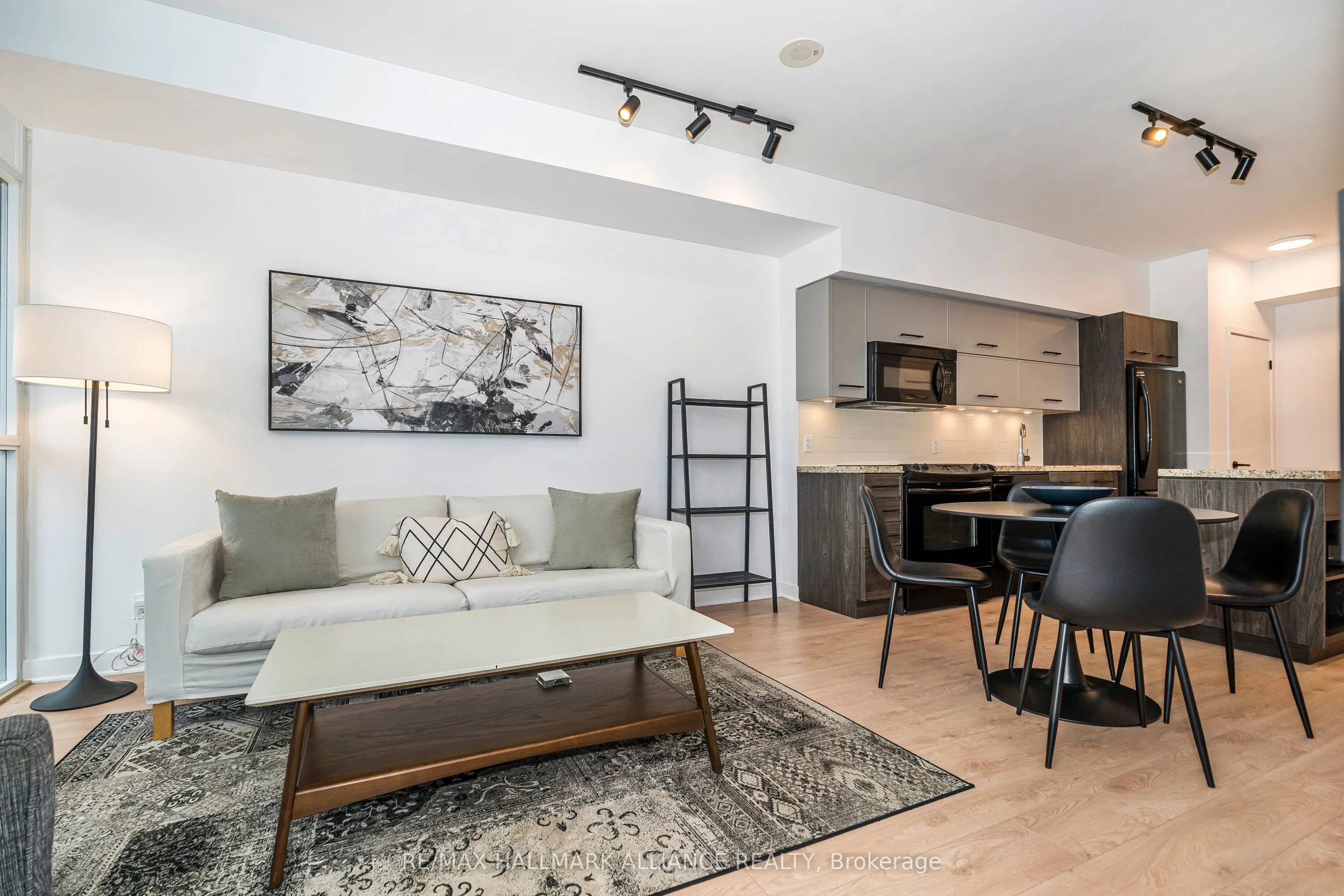 21 Nelson Street, #1015