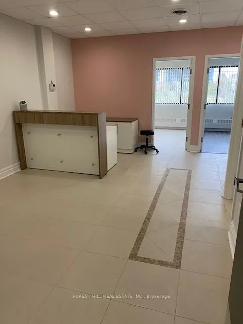 1100 Sheppard Avenue E, #212