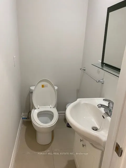 1100 Sheppard Avenue E, #212