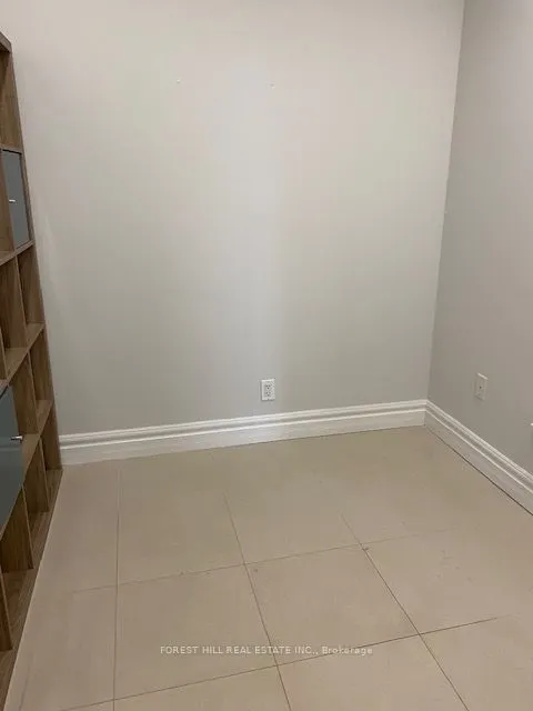 1100 Sheppard Avenue E, #212