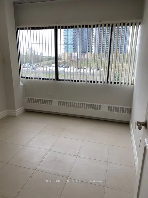 1100 Sheppard Avenue E, #212