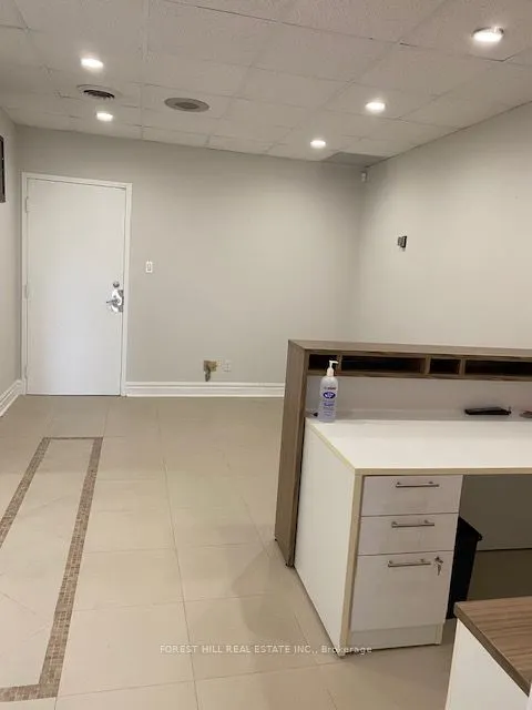 1100 Sheppard Avenue E, #212