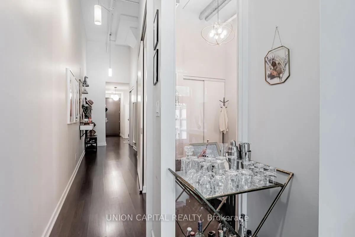 380 Macpherson Avenue, #113