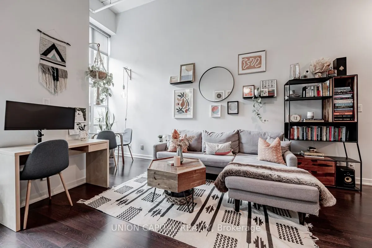 380 Macpherson Avenue, #113