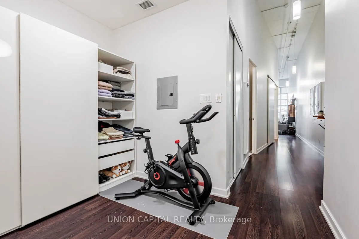 380 Macpherson Avenue, #113