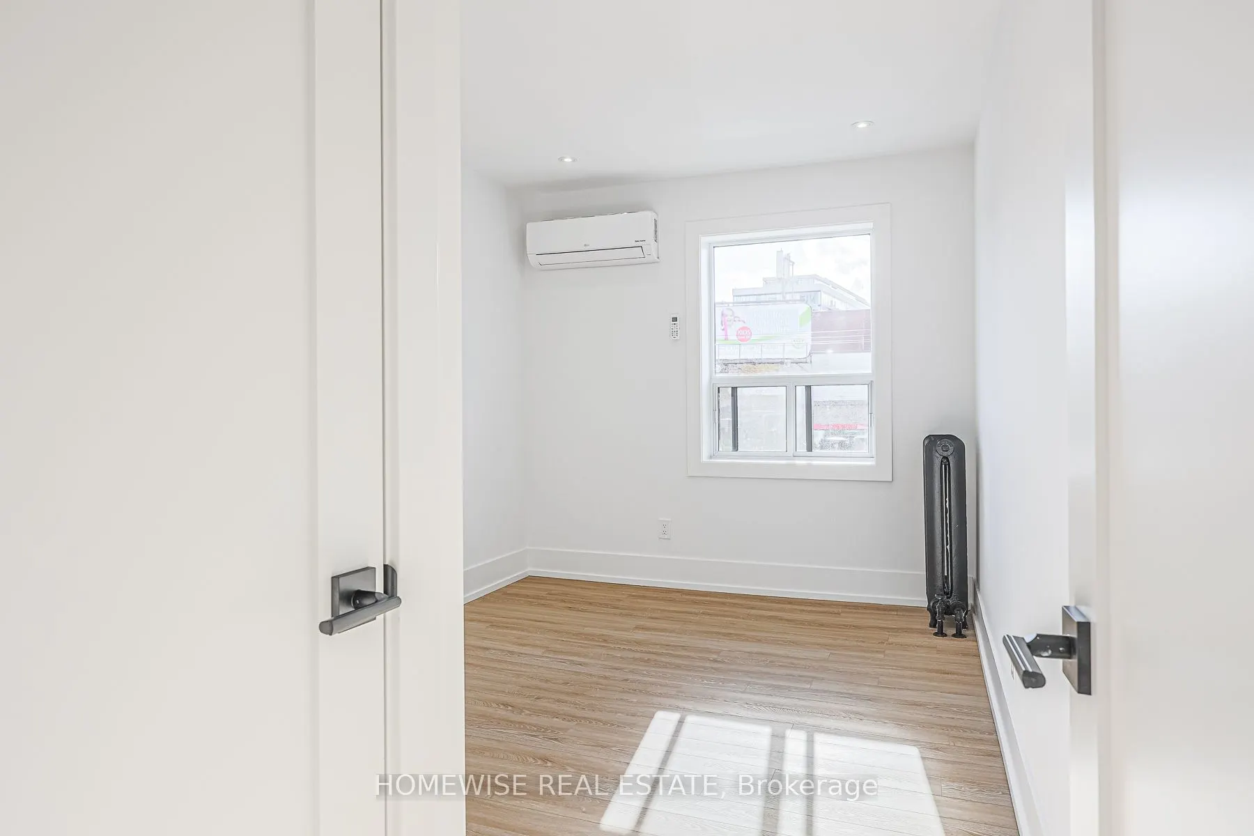 2066 Yonge Street, #1