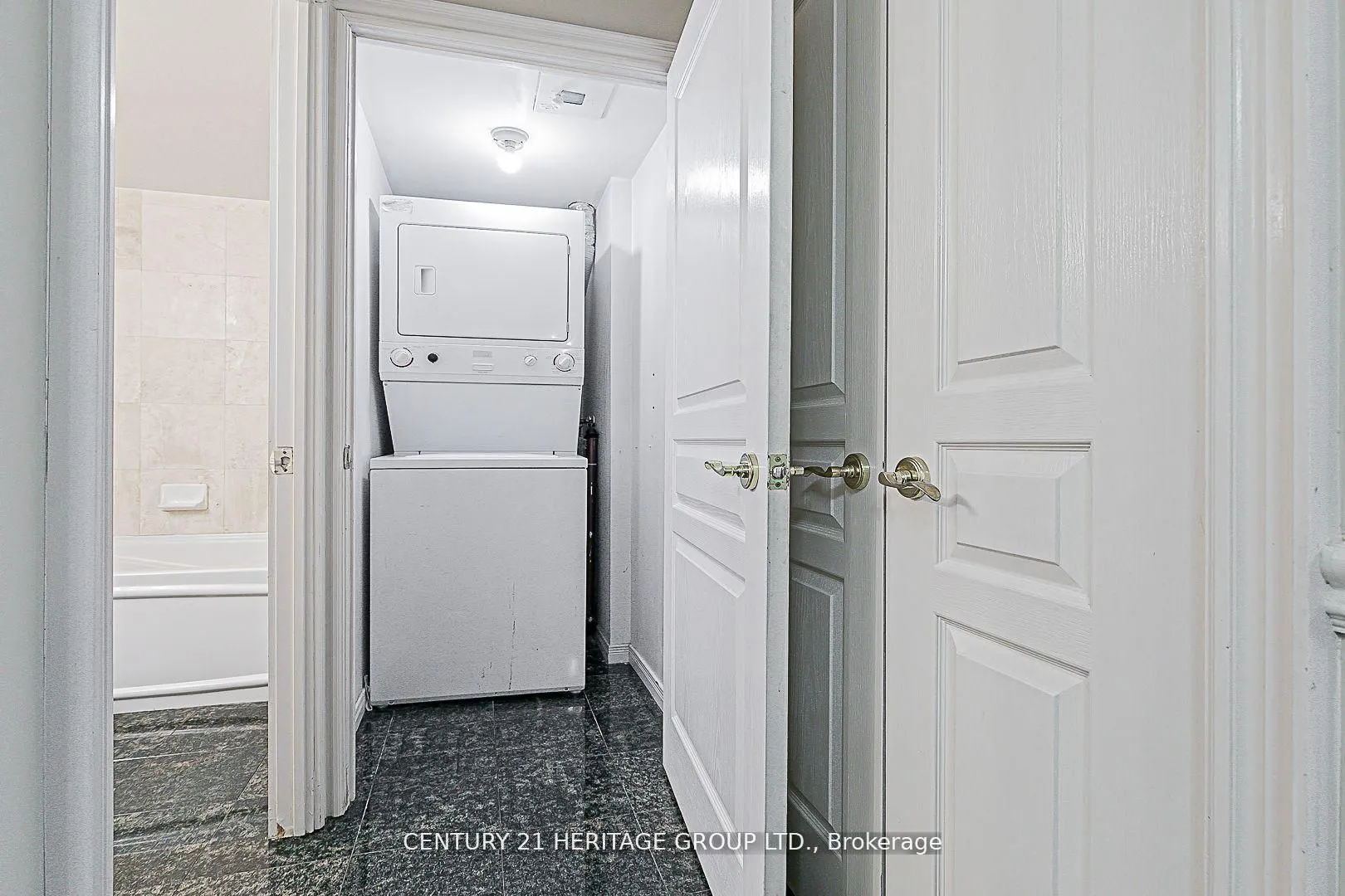 55 Harrison Garden Boulevard S, #407