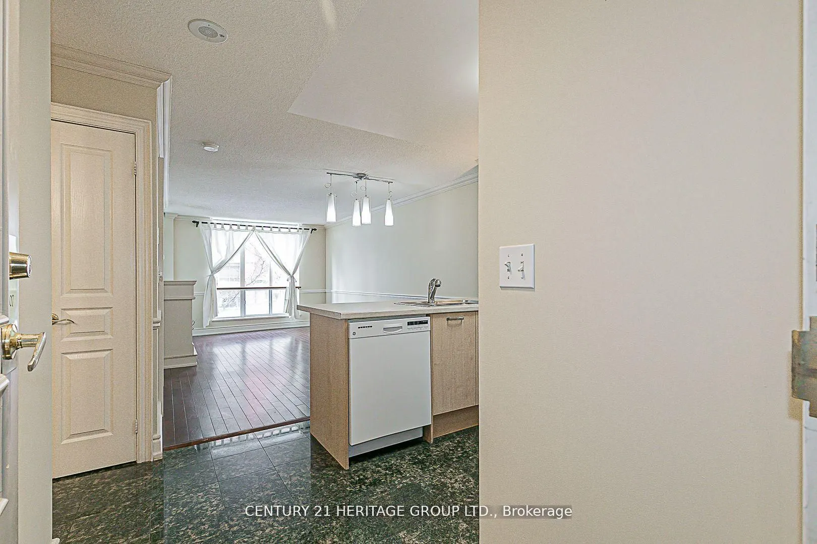 55 Harrison Garden Boulevard S, #407