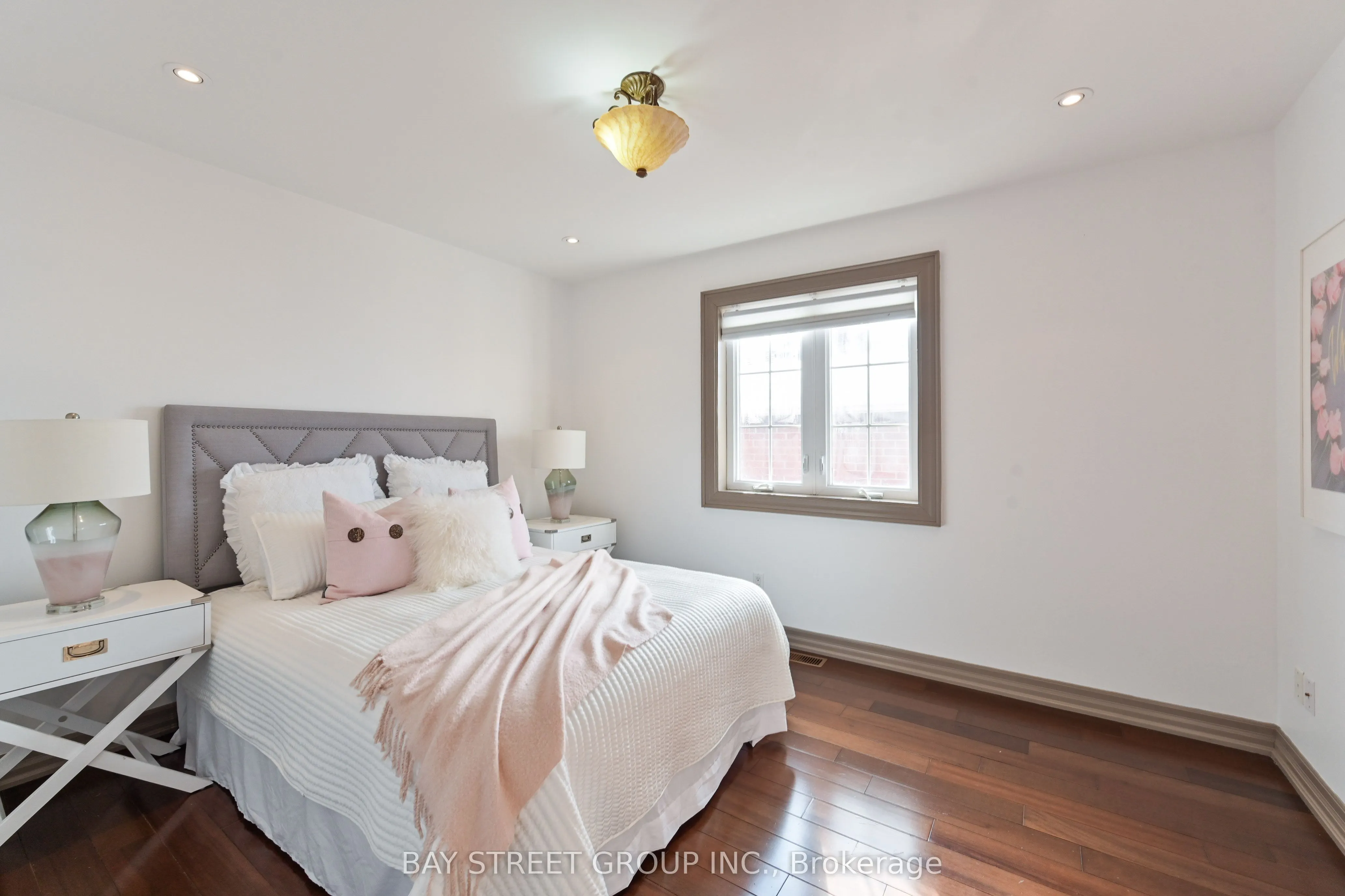 40 Holland Park Avenue