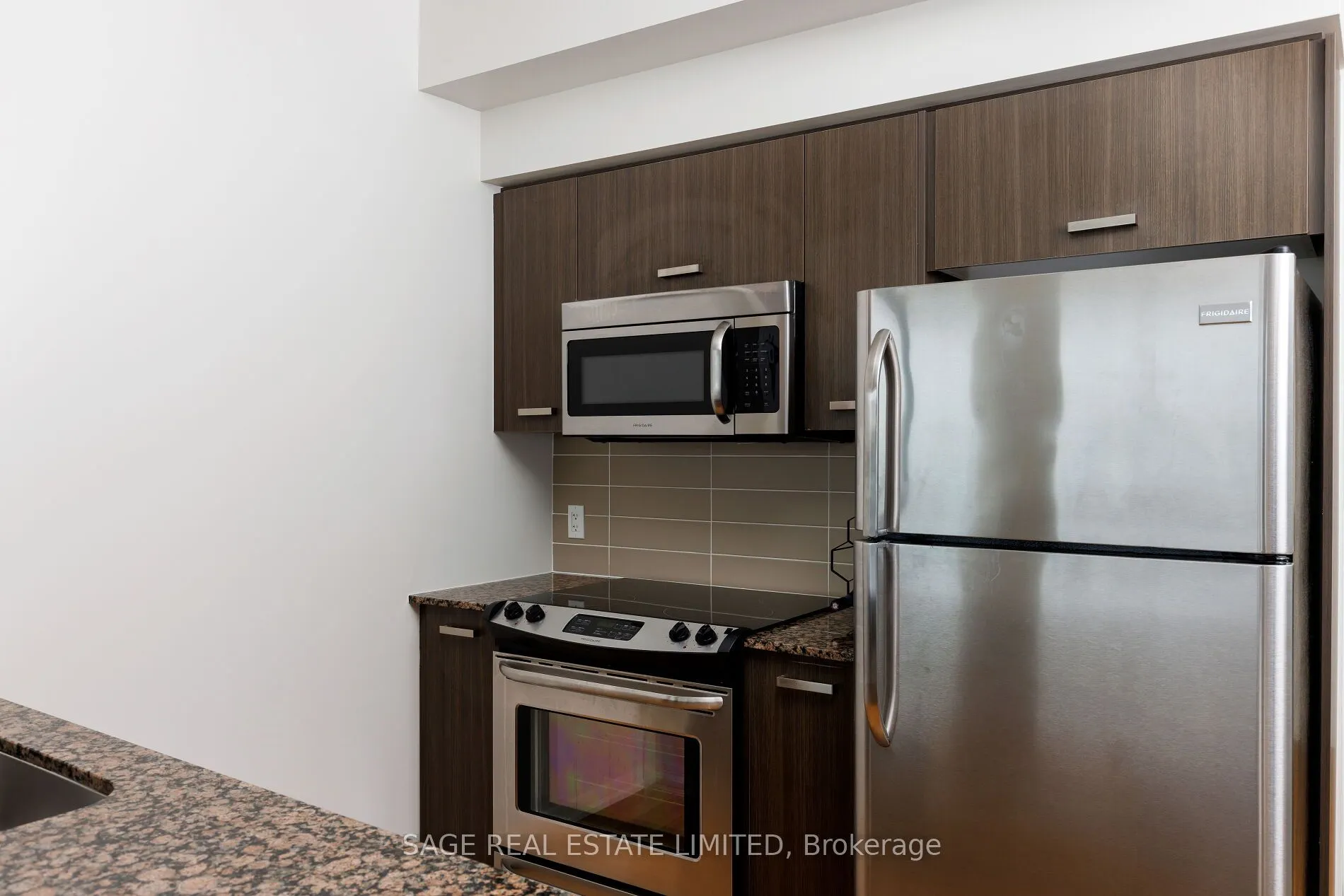 832 Bay Street, #2103