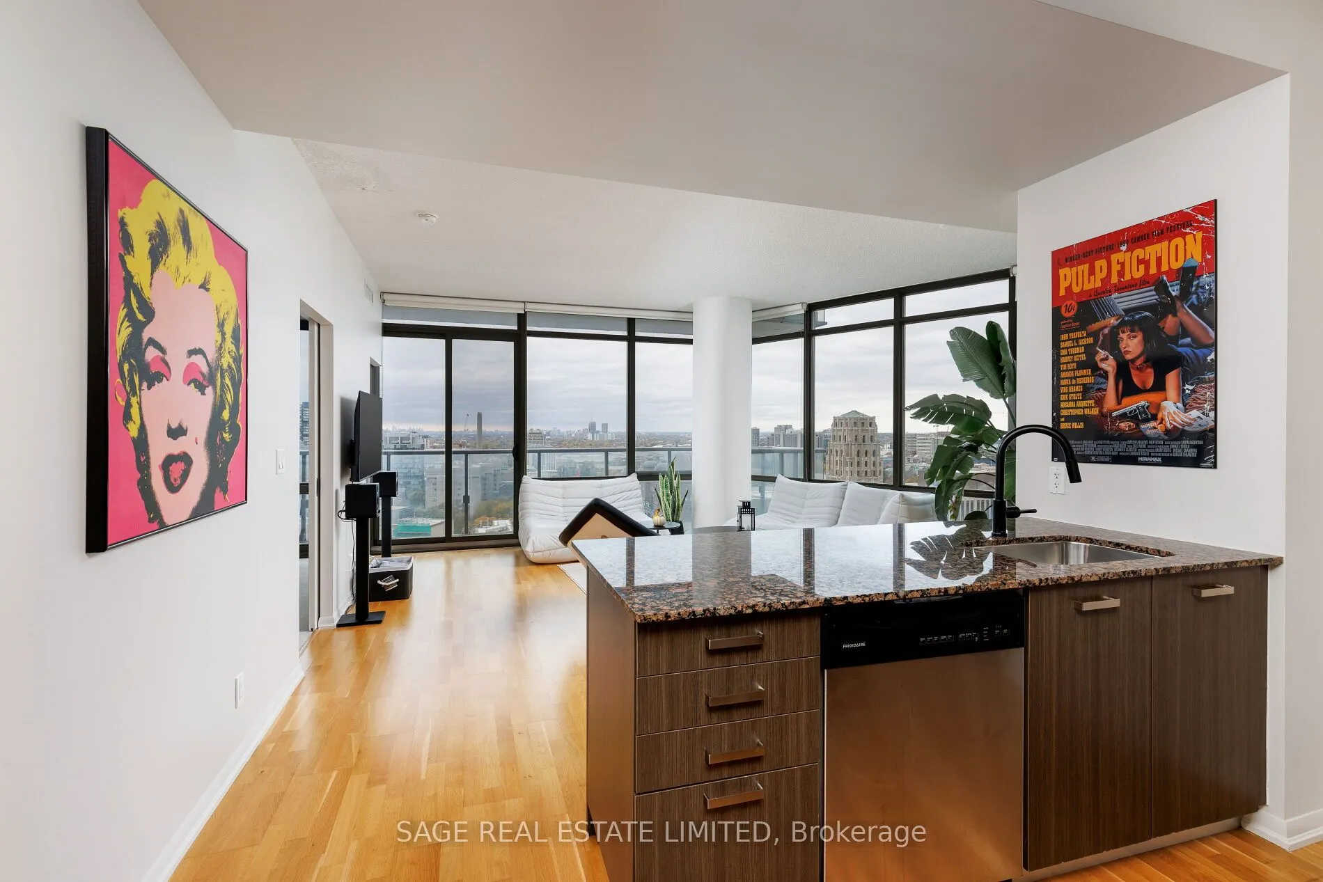 832 Bay Street, #2103