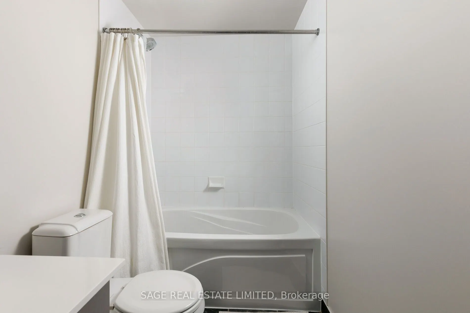 832 Bay Street, #2103