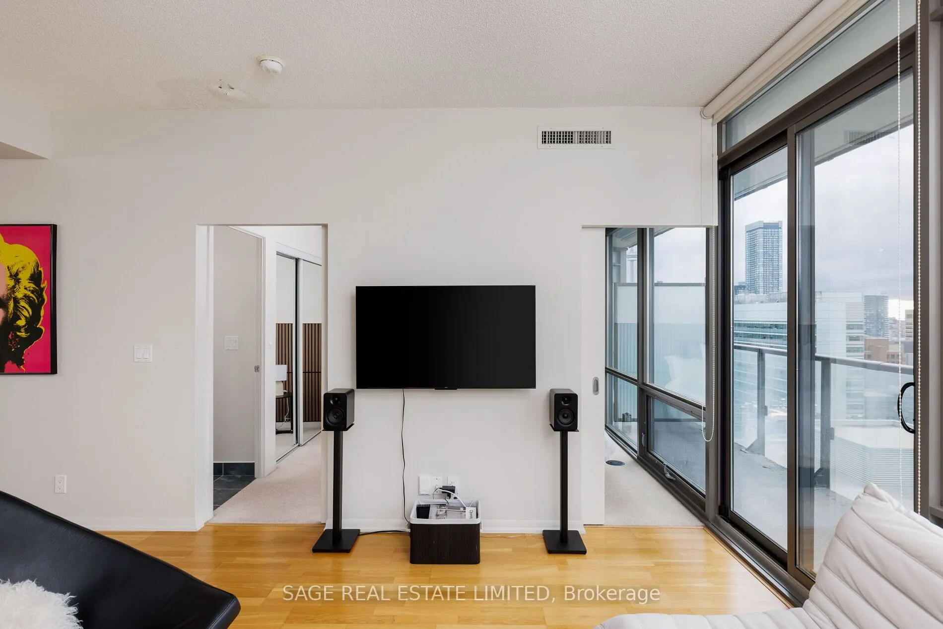 832 Bay Street, #2103