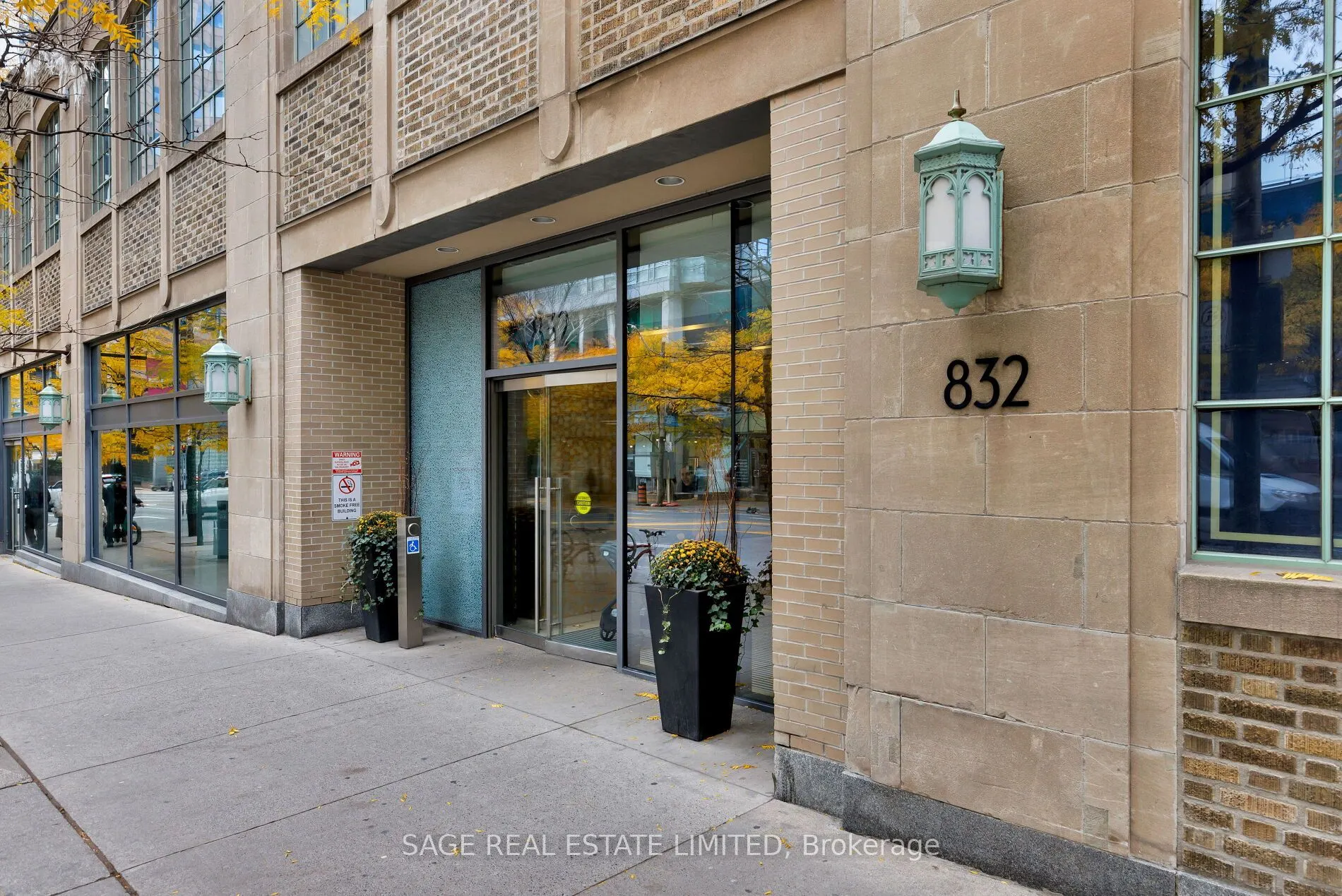 832 Bay Street, #2103