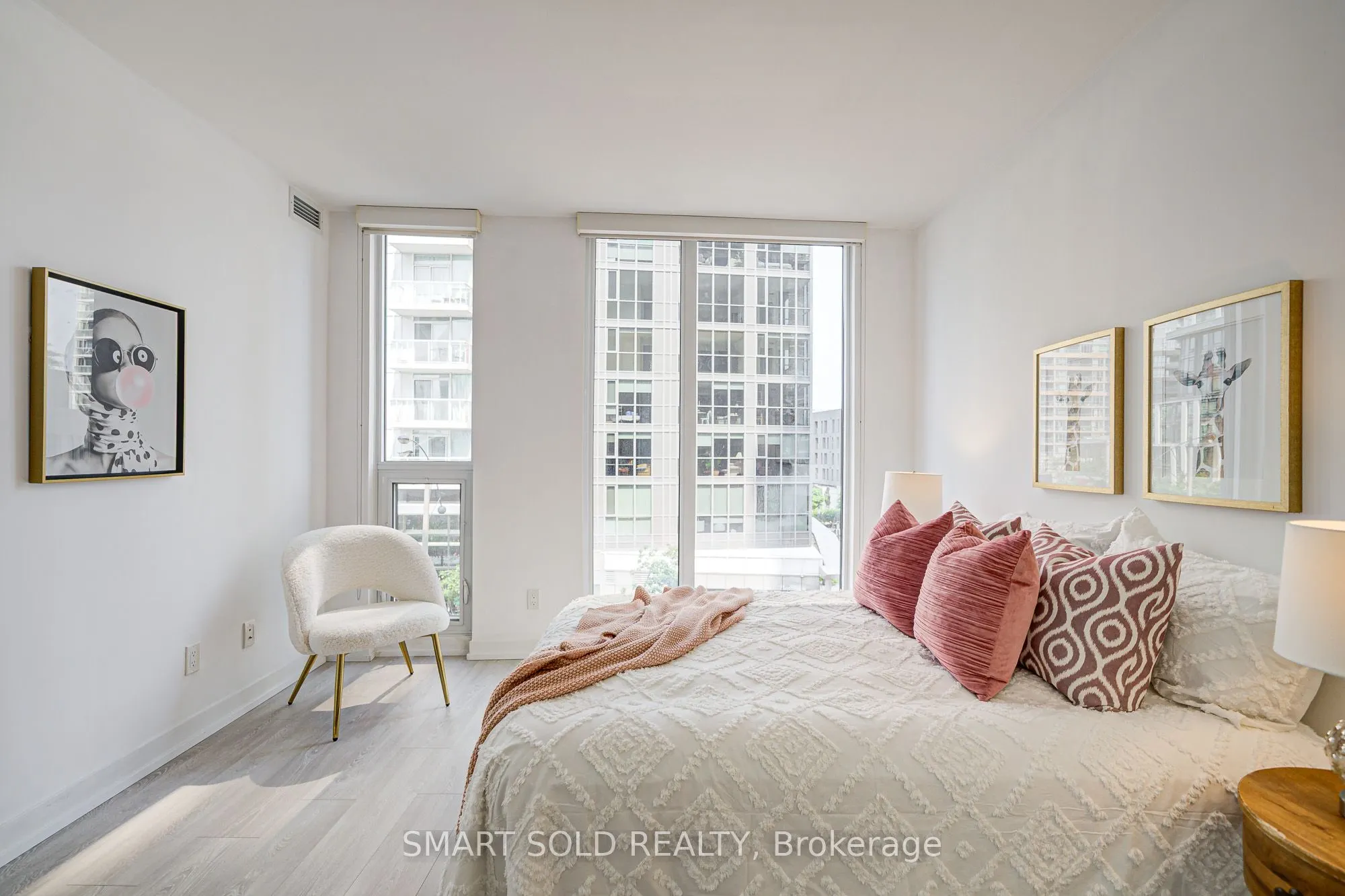 90 Queens Wharf Road, #305