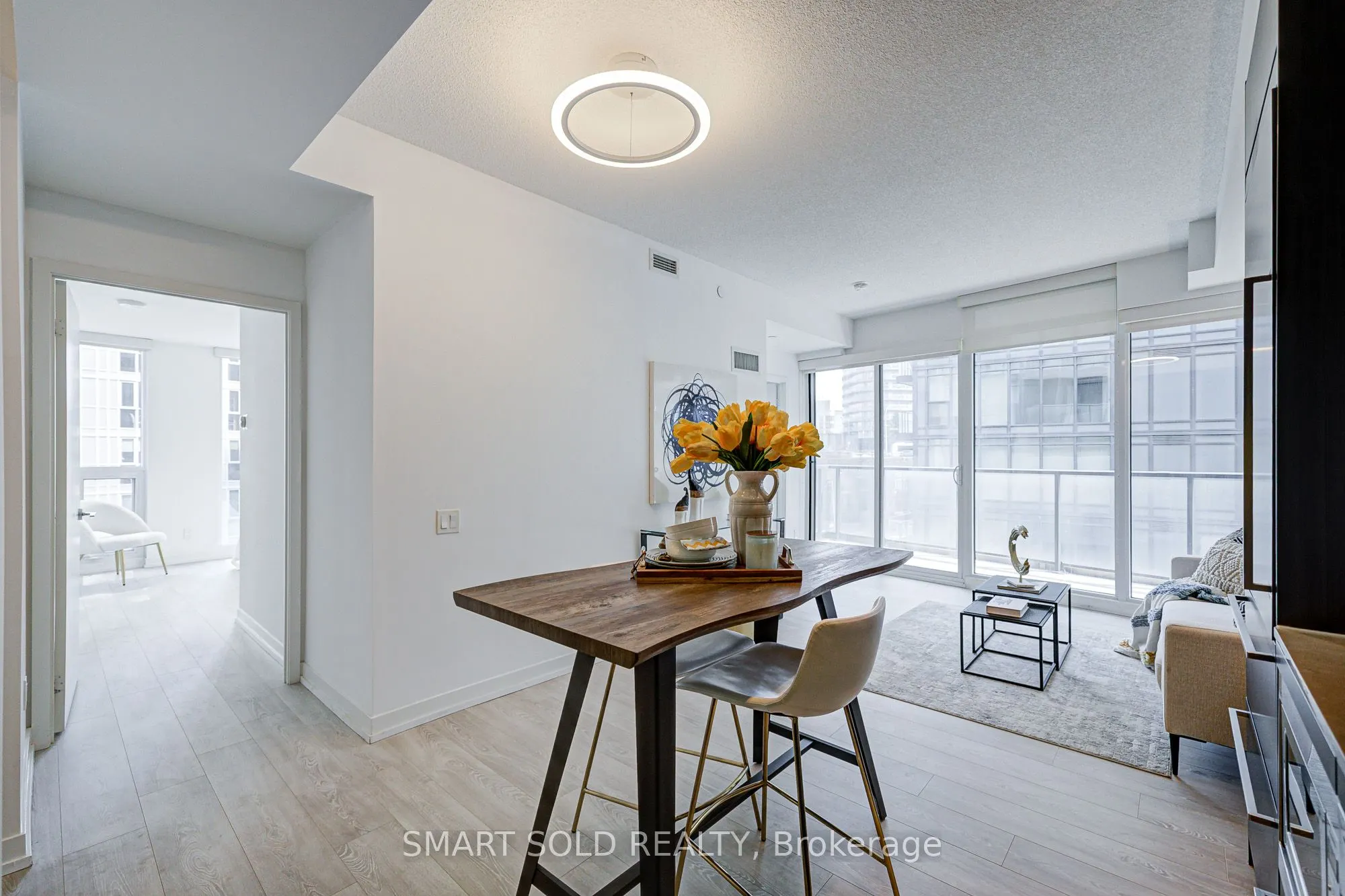 90 Queens Wharf Road, #305