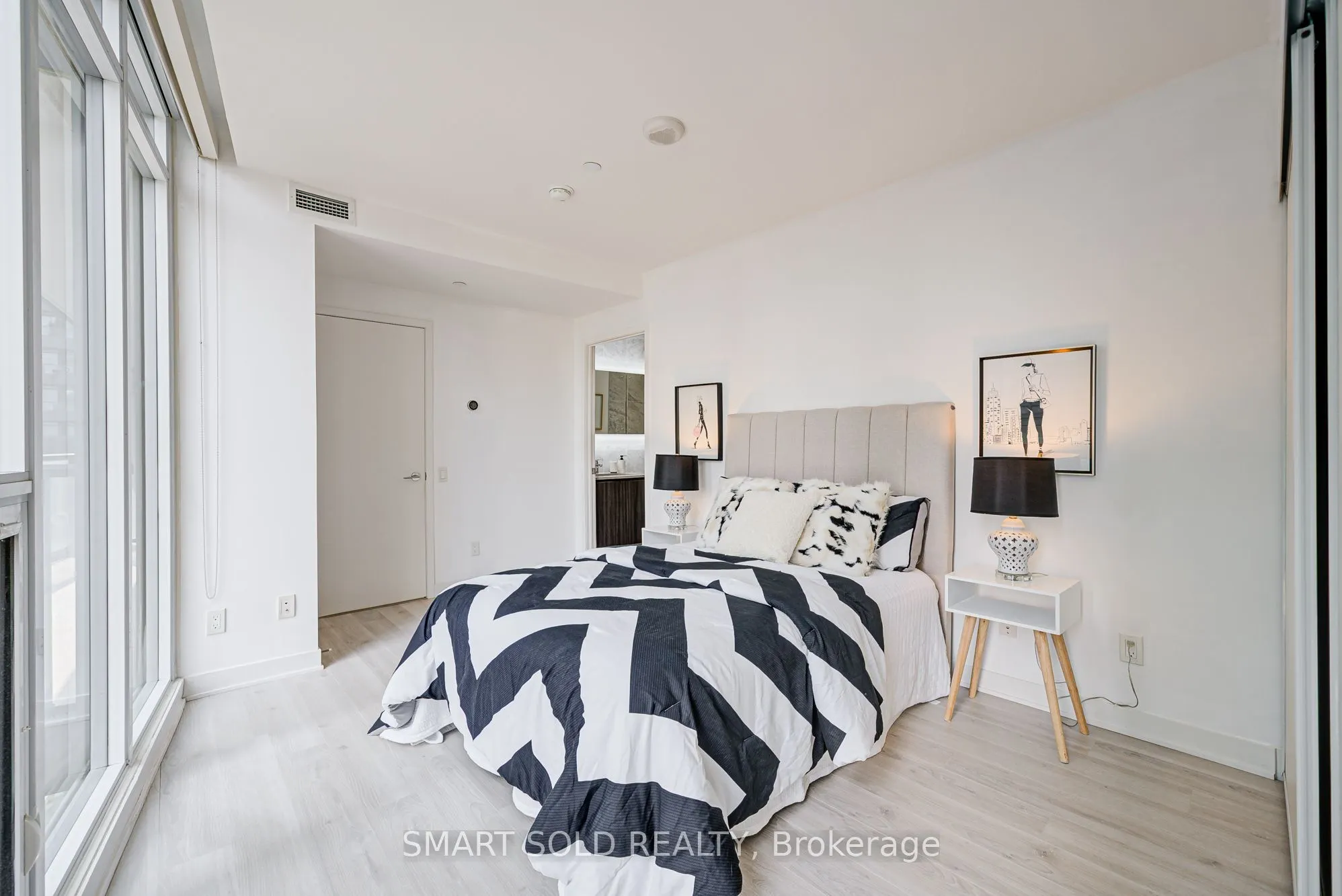 90 Queens Wharf Road, #305