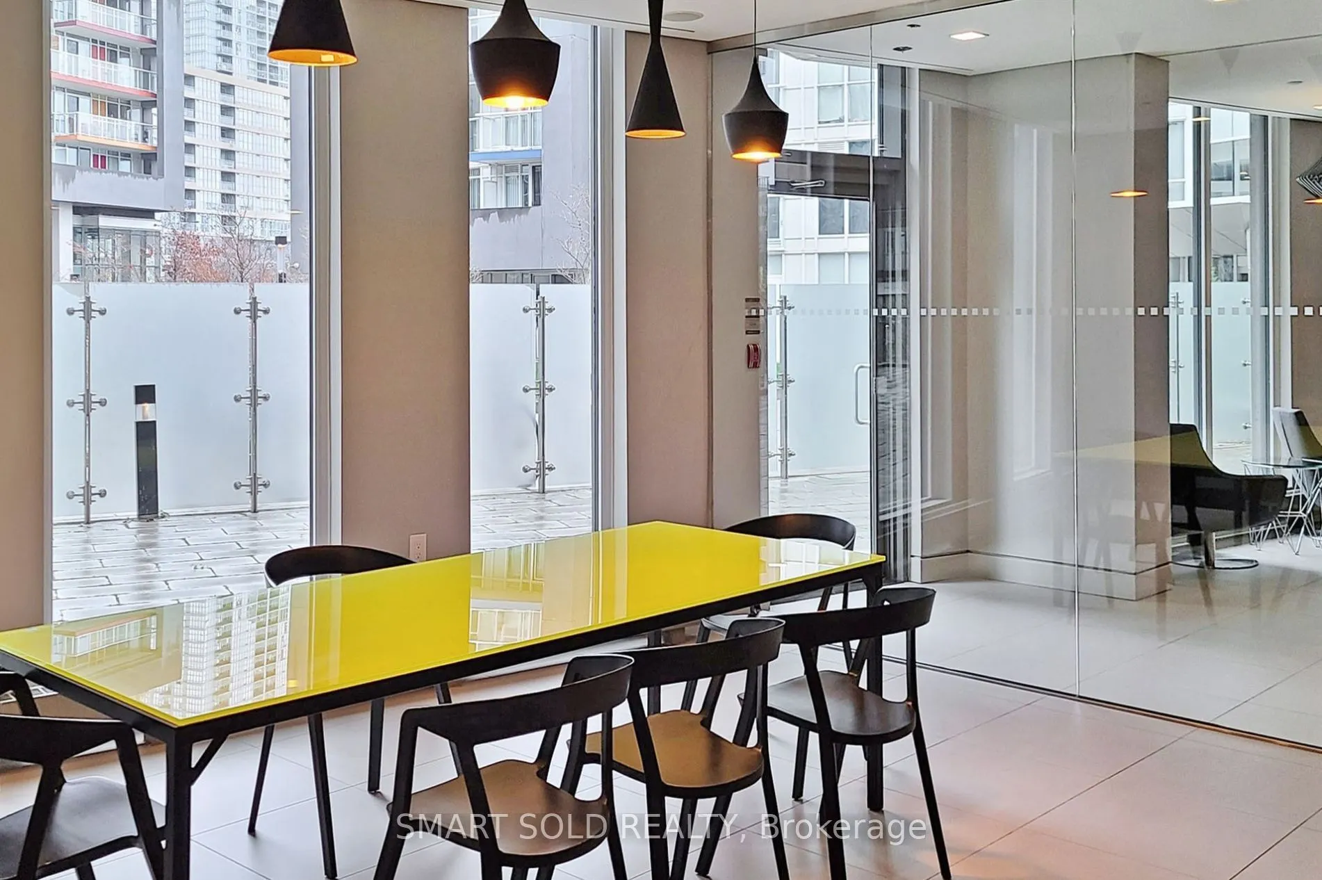 90 Queens Wharf Road, #305