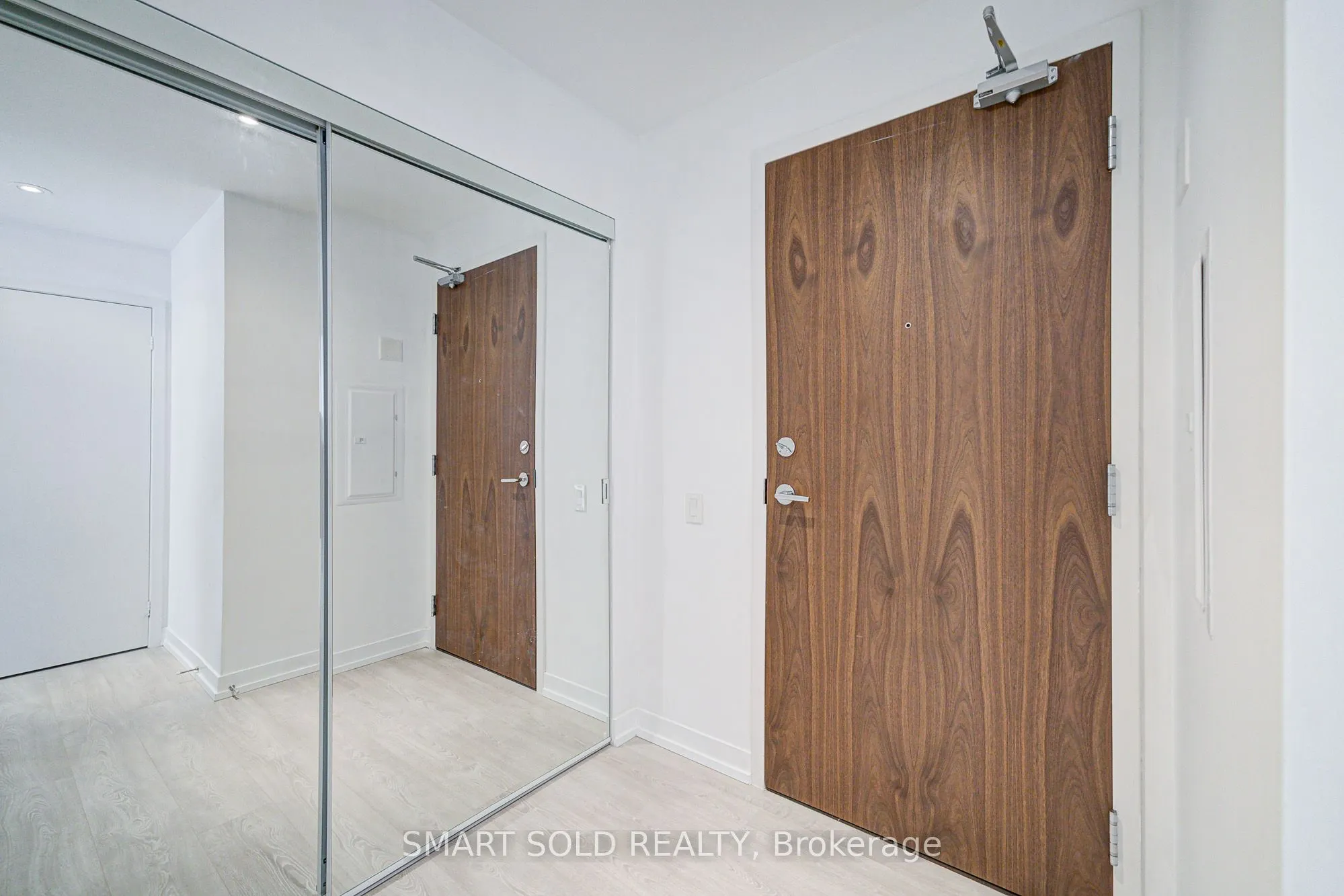 90 Queens Wharf Road, #305