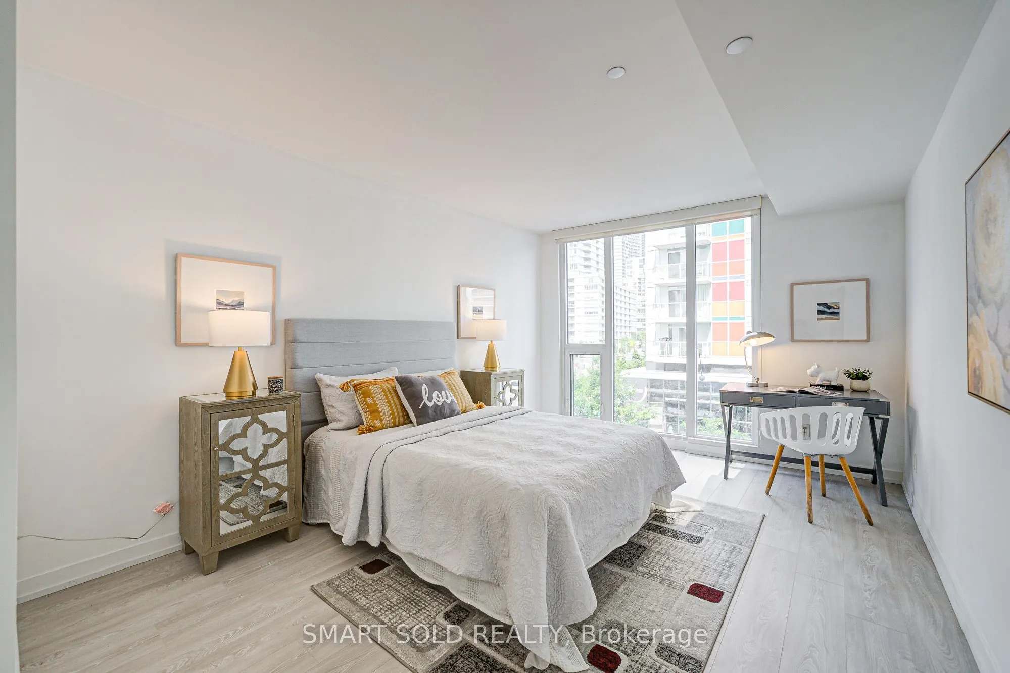 90 Queens Wharf Road, #305