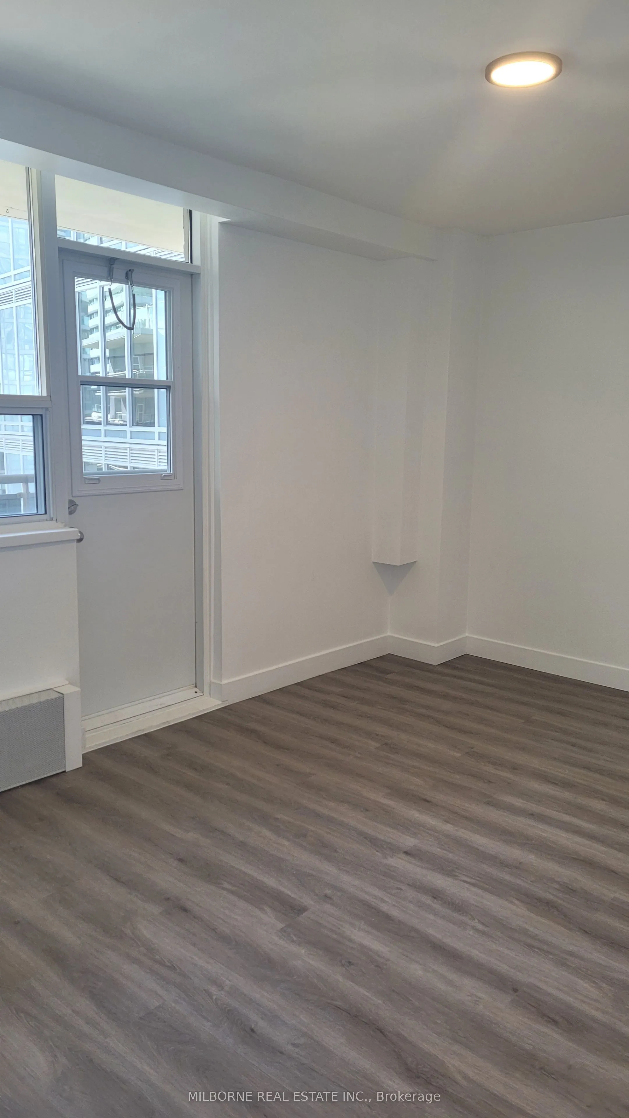 75 Broadway Avenue, #201