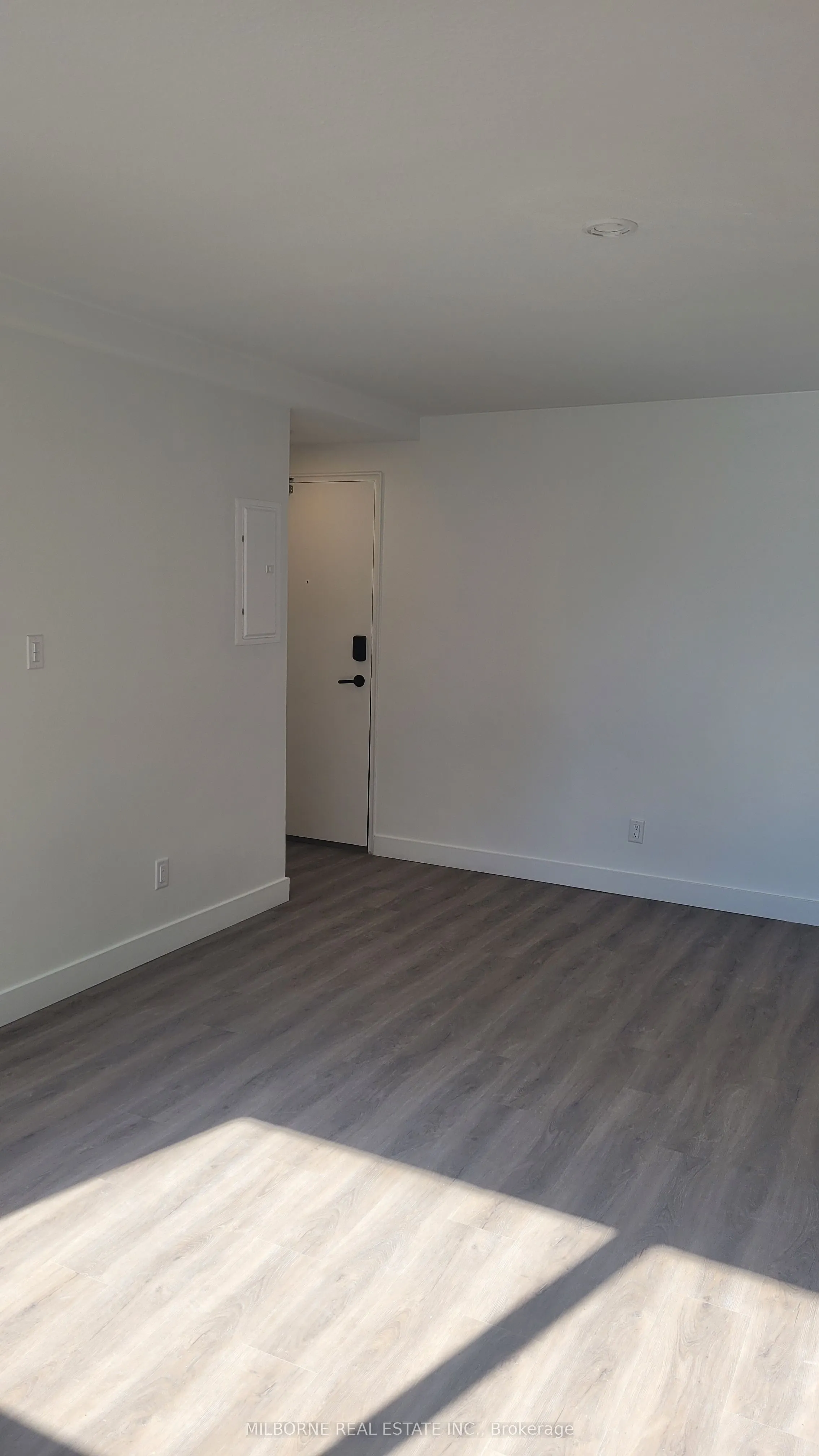 75 Broadway Avenue, #201