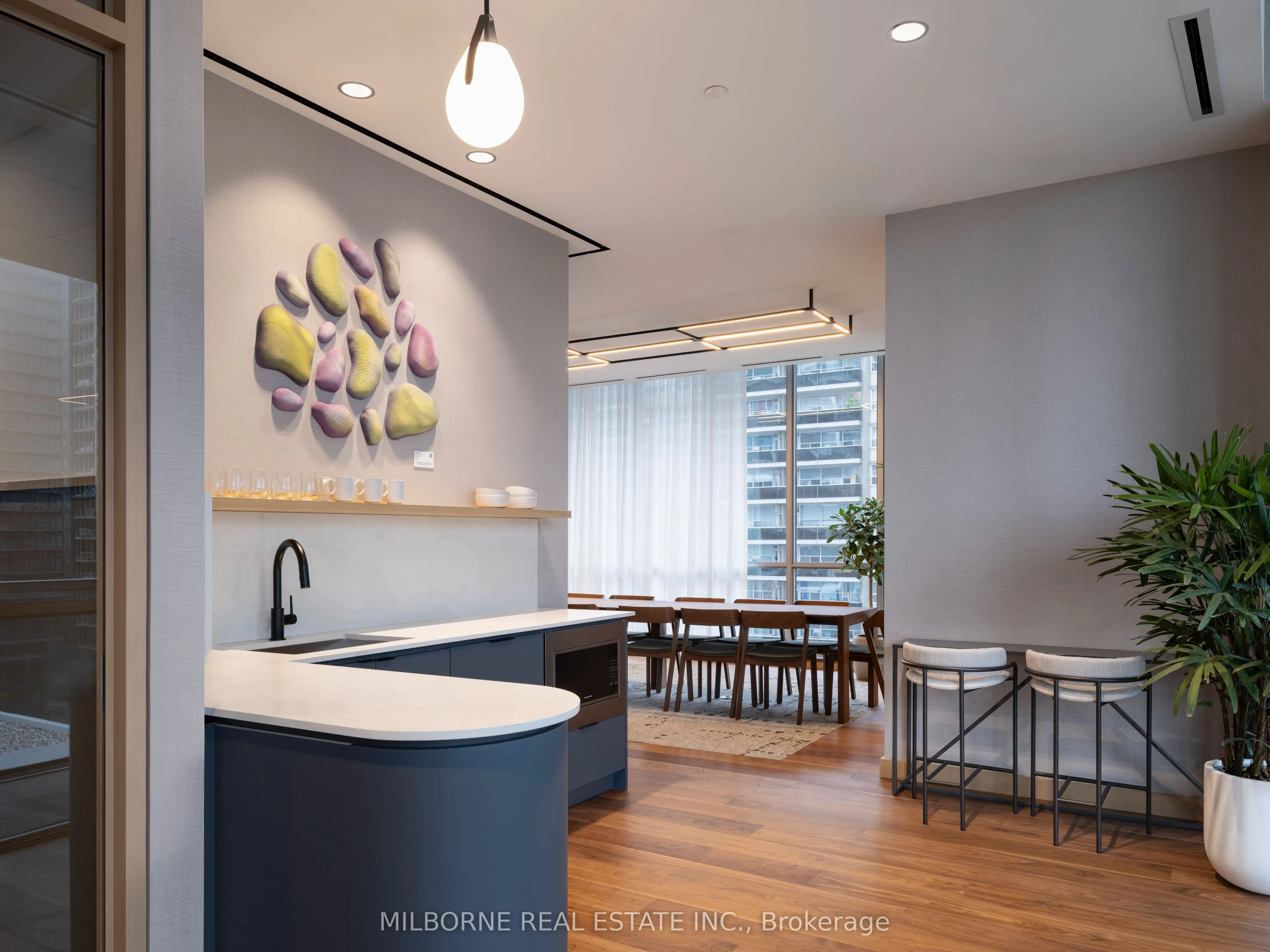 75 Broadway Avenue, #201