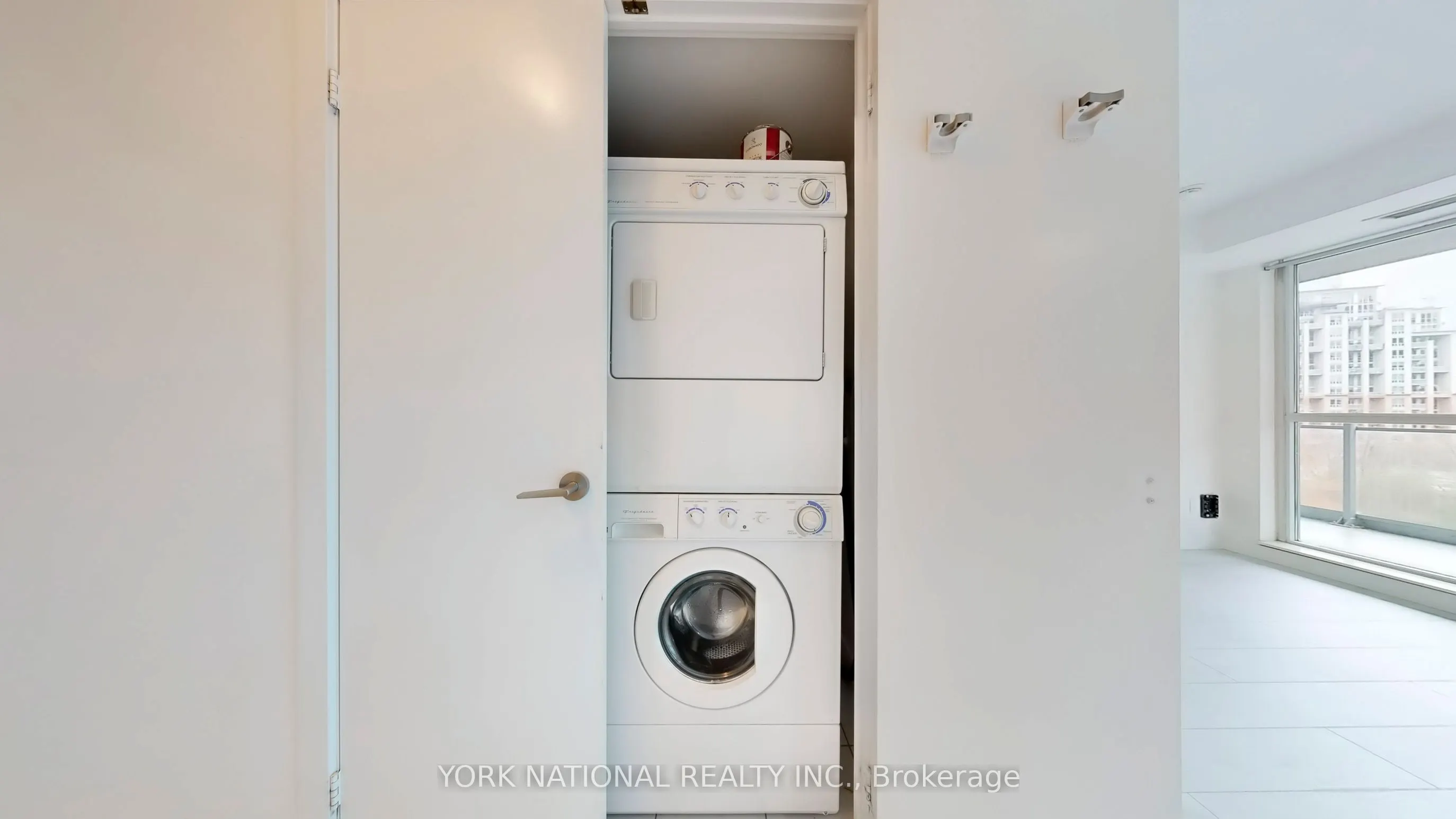 100 Western Battery Road, #401