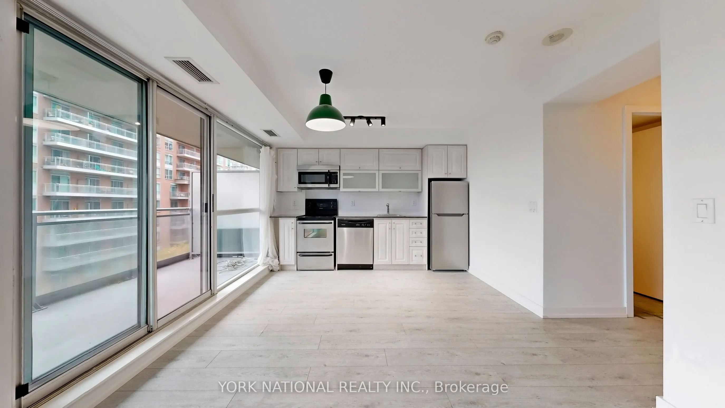 100 Western Battery Road, #401