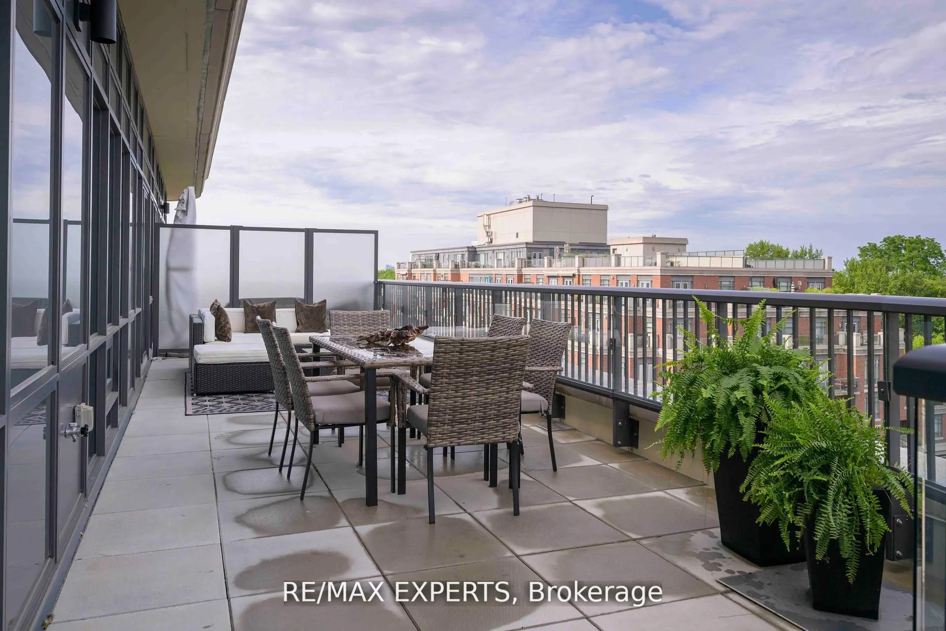 1700 Avenue Road, #702