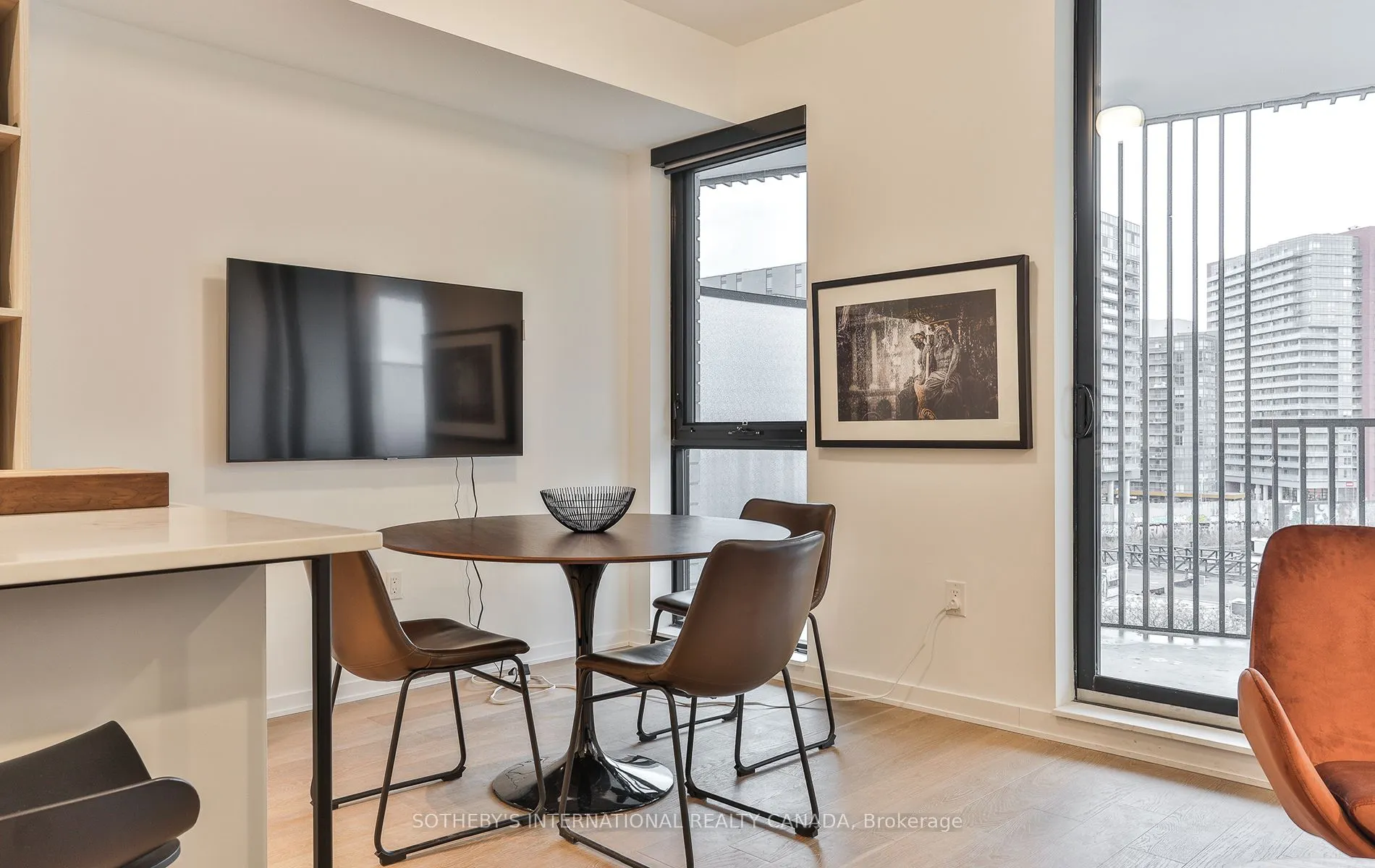 41 Dovercourt Road, #711