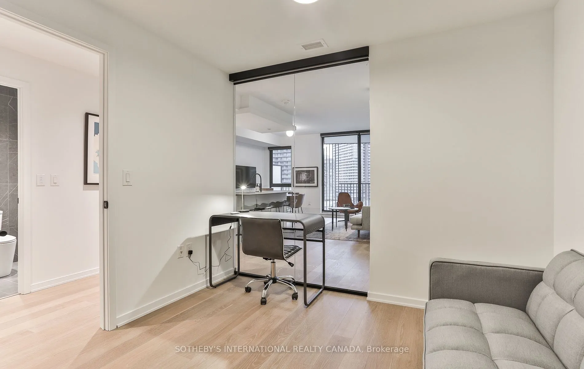 41 Dovercourt Road, #711