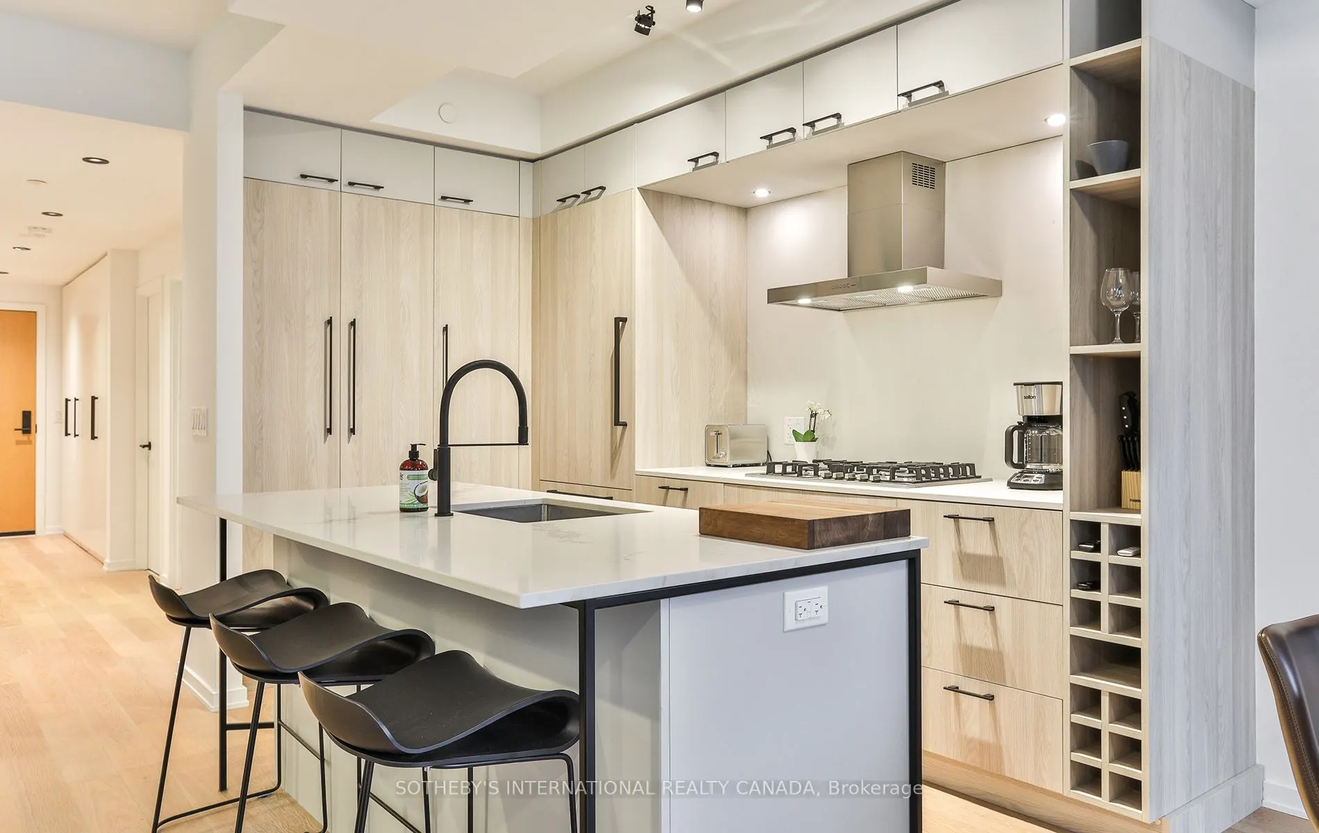 41 Dovercourt Road, #711