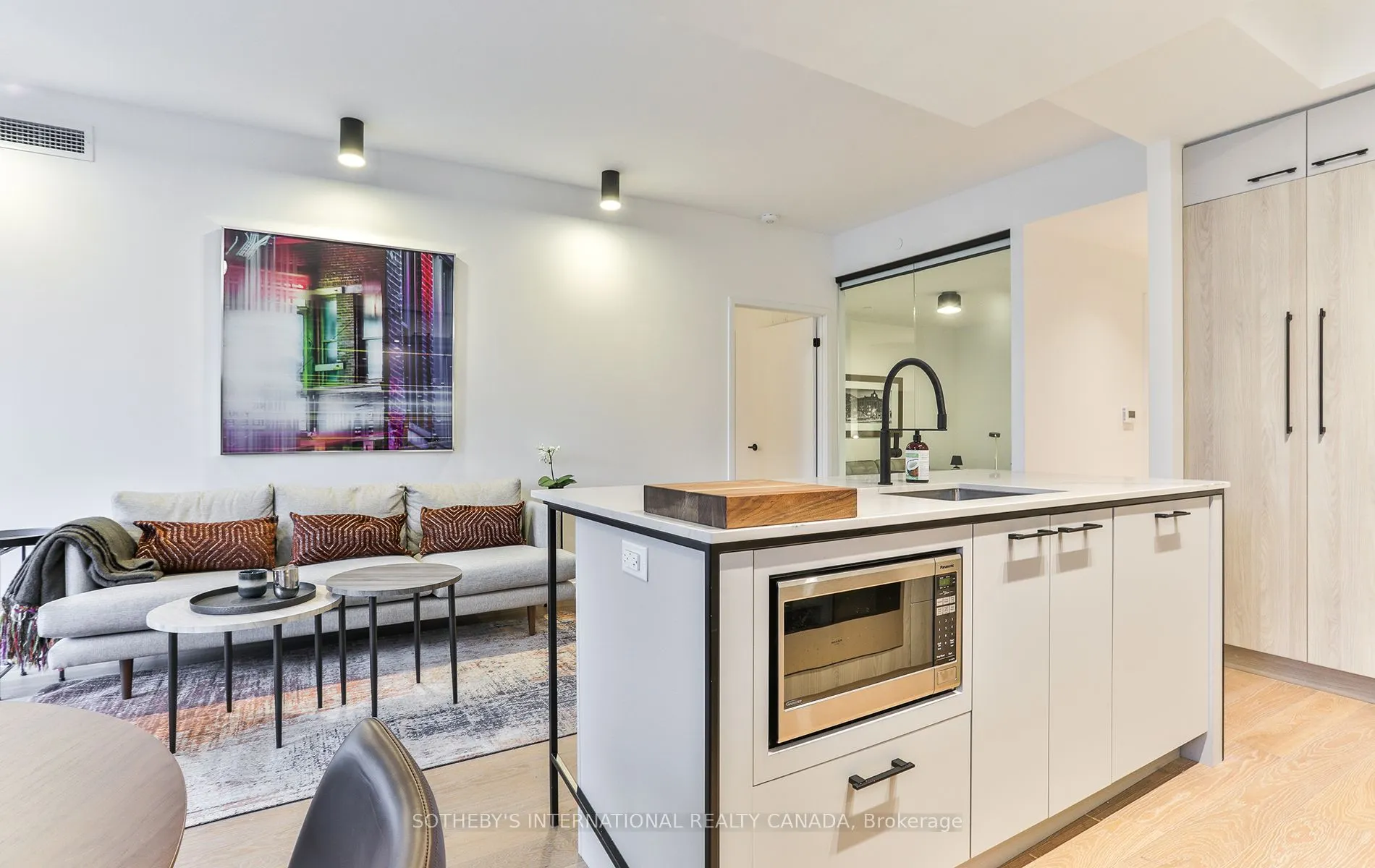 41 Dovercourt Road, #711