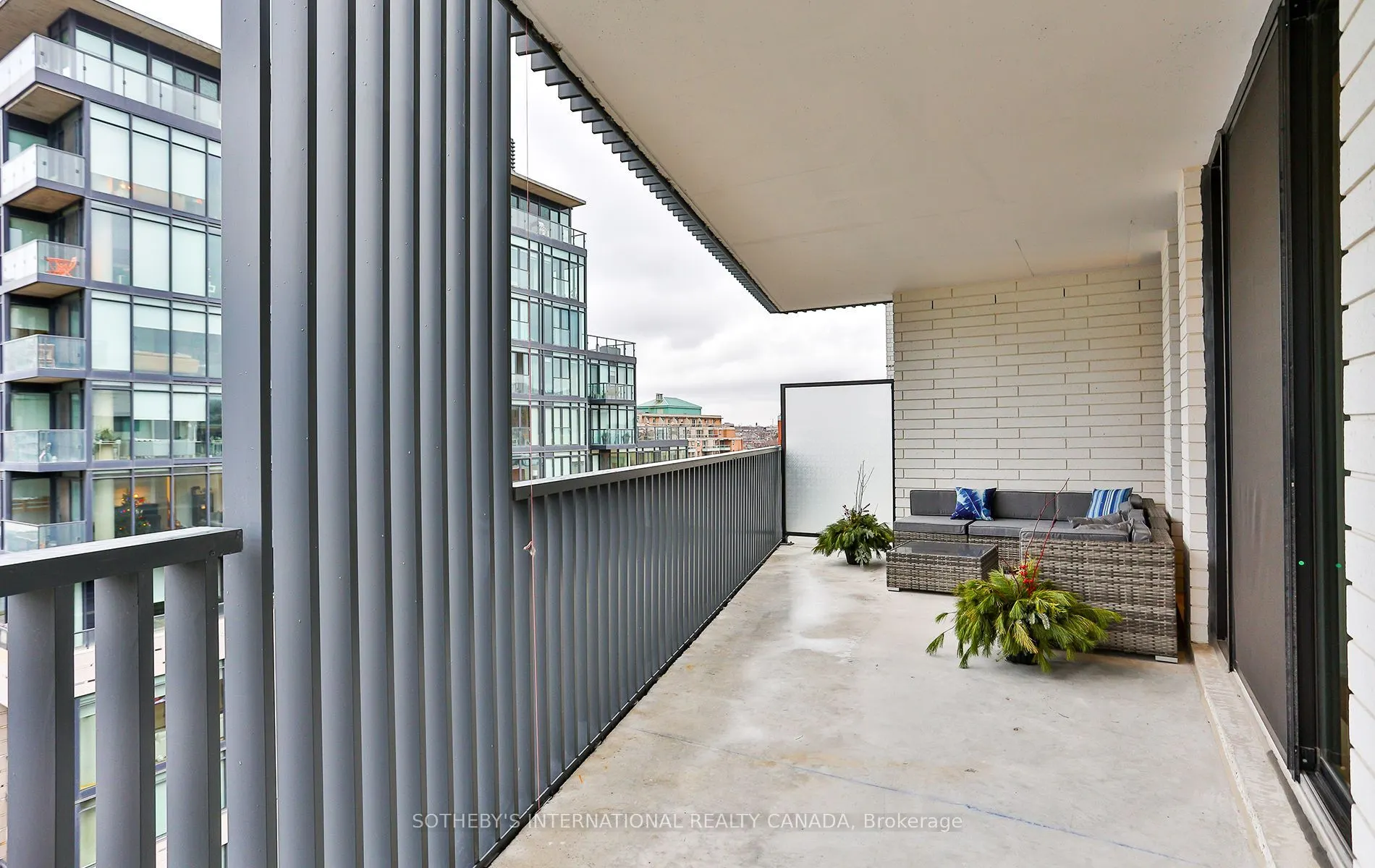 41 Dovercourt Road, #711