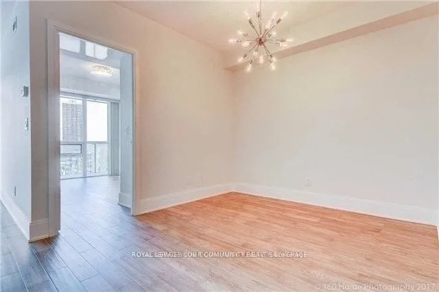 25 Broadway Avenue, #810