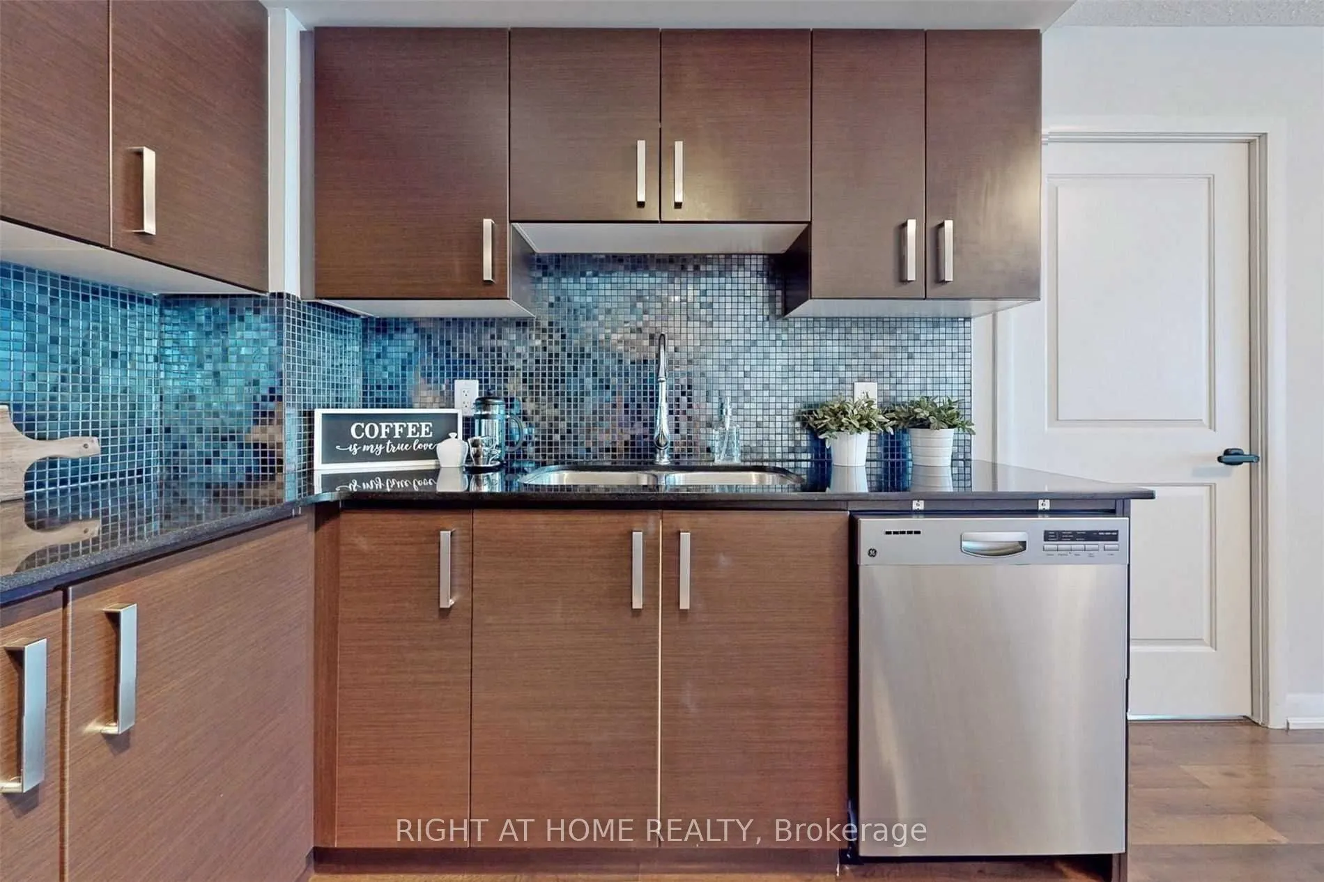 17 Anndale Drive, #2215