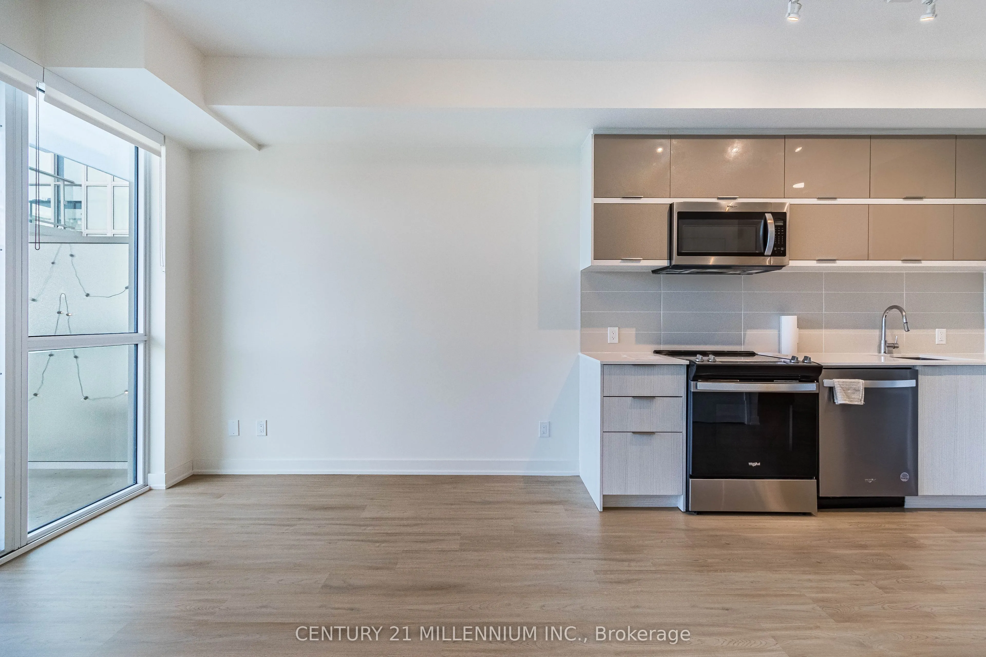 10 Deerlick Court, #606