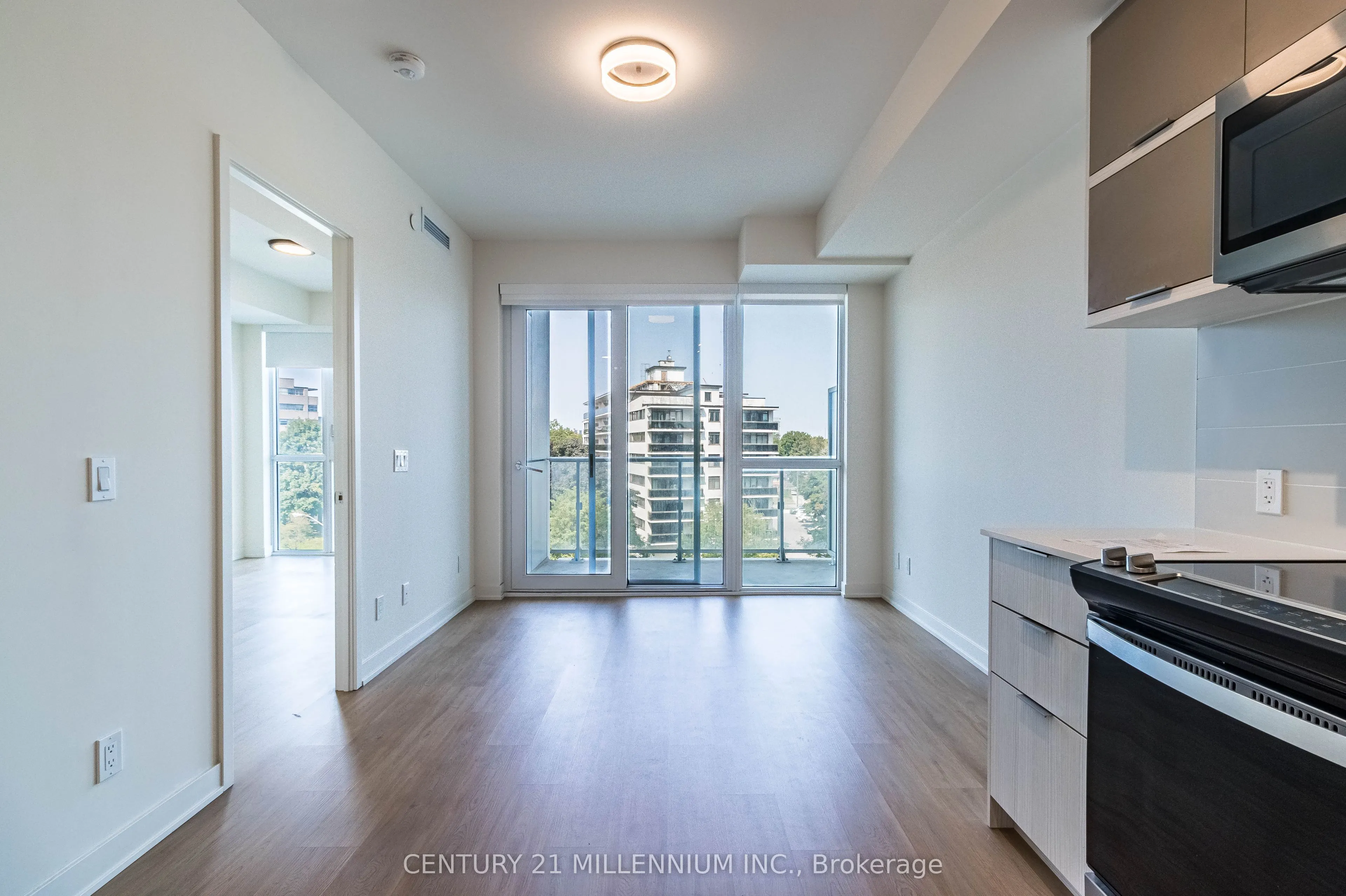 10 Deerlick Court, #606