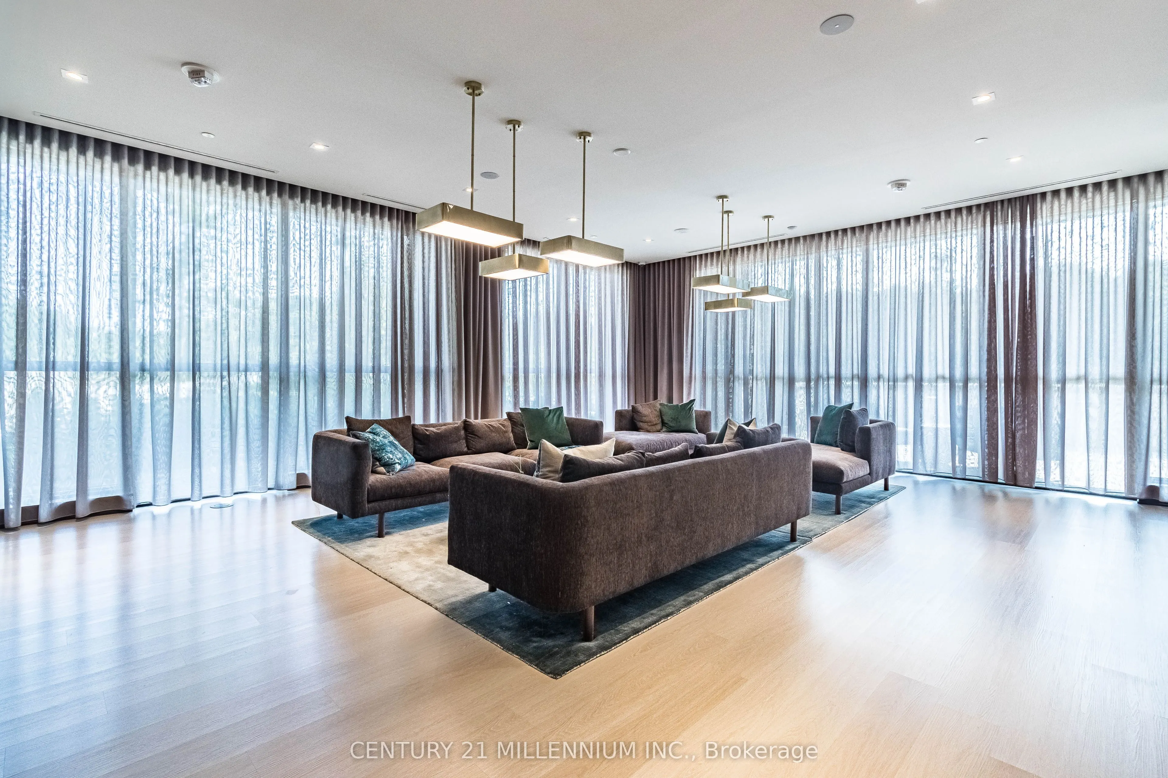 10 Deerlick Court, #606