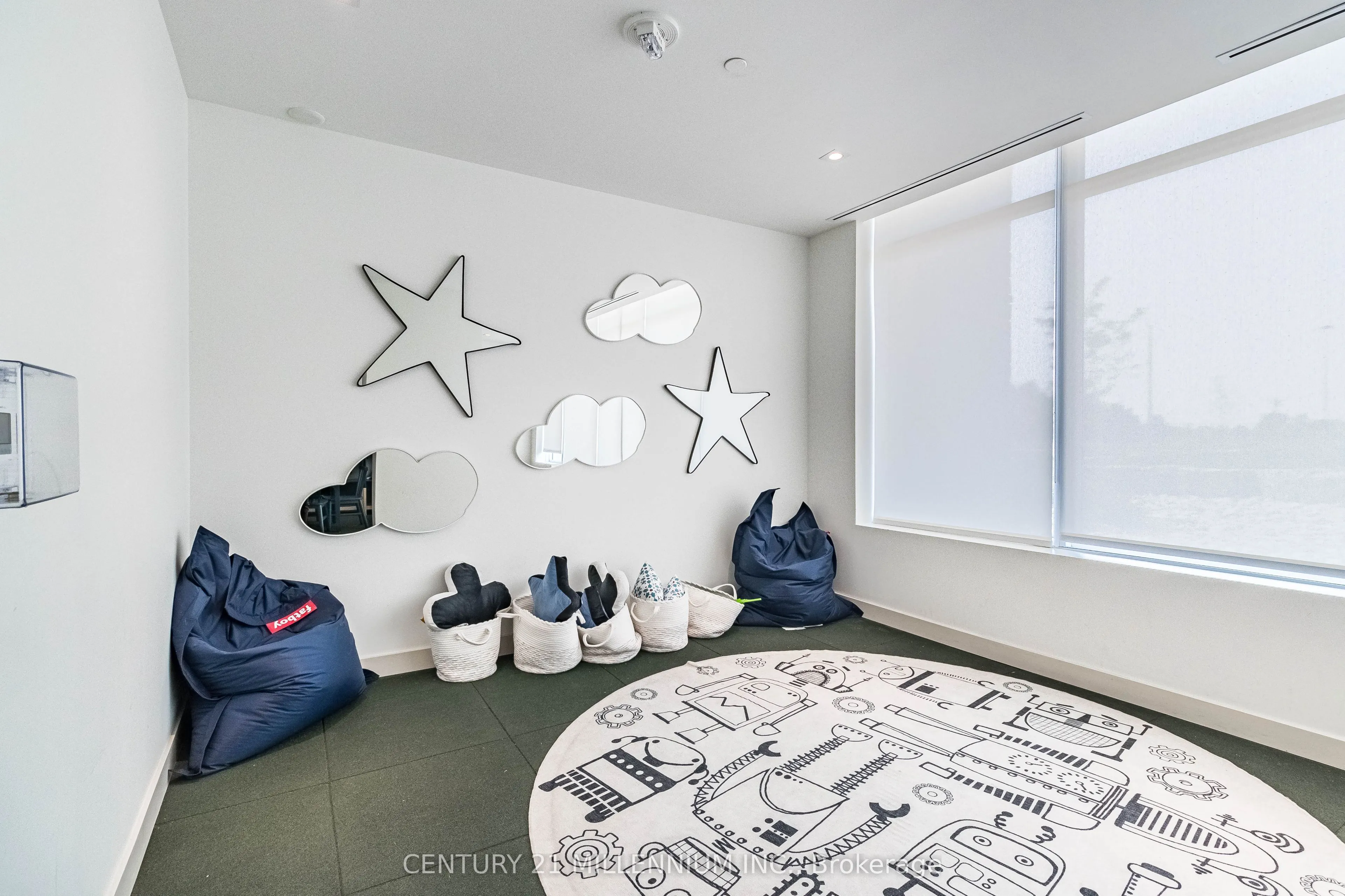 10 Deerlick Court, #606