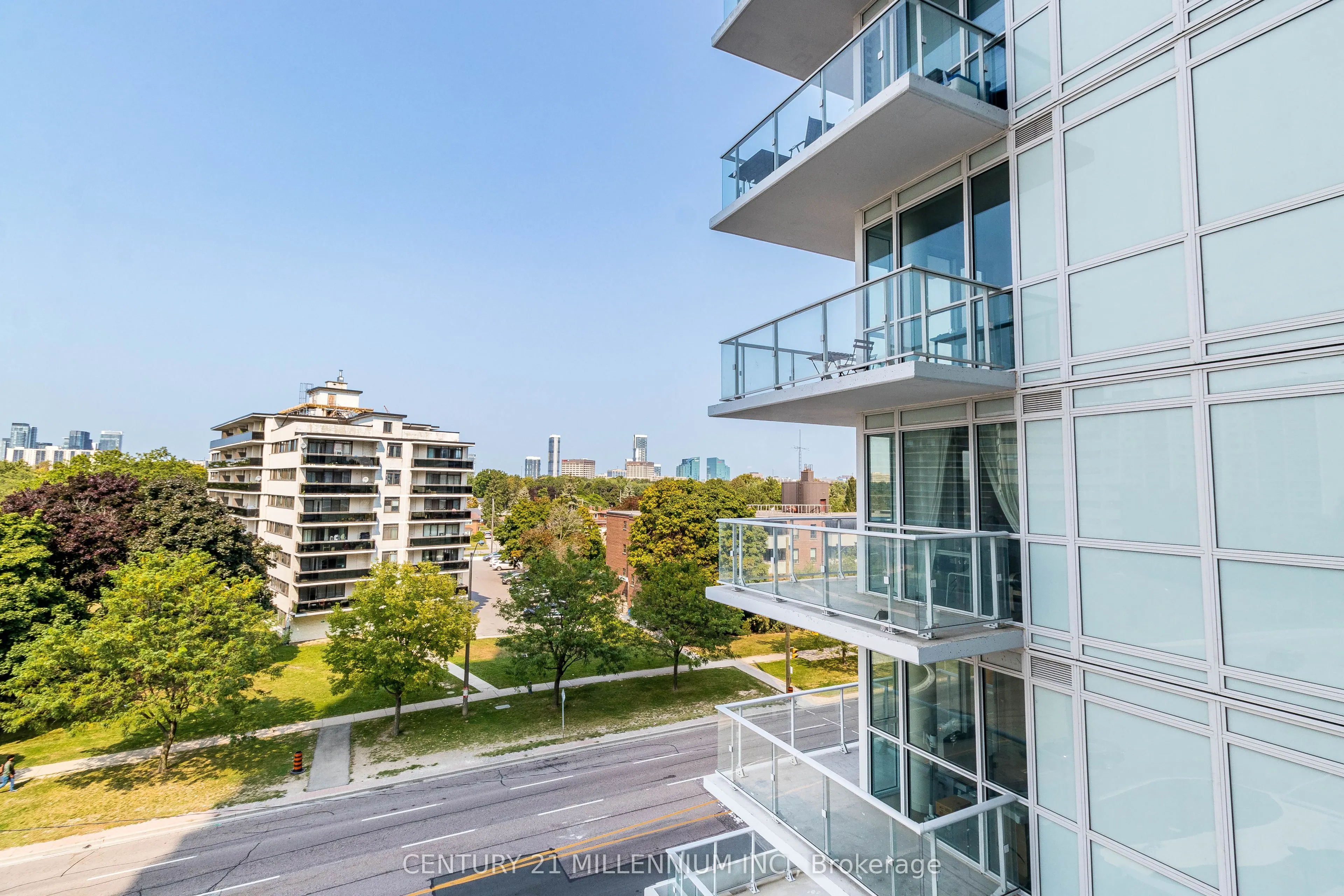 10 Deerlick Court, #606