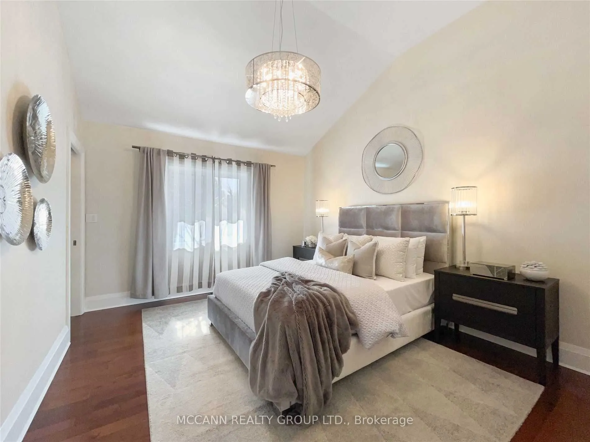 68 Whittaker Crescent