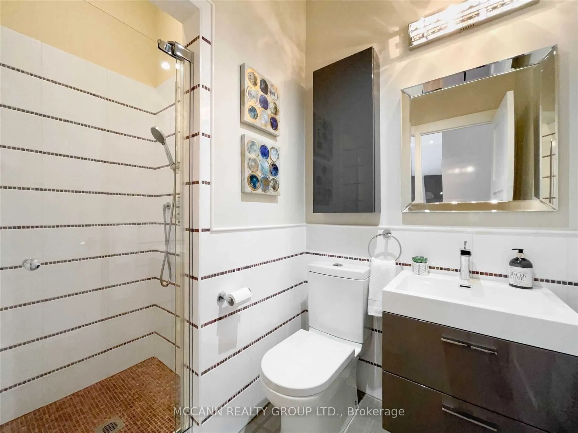 68 Whittaker Crescent