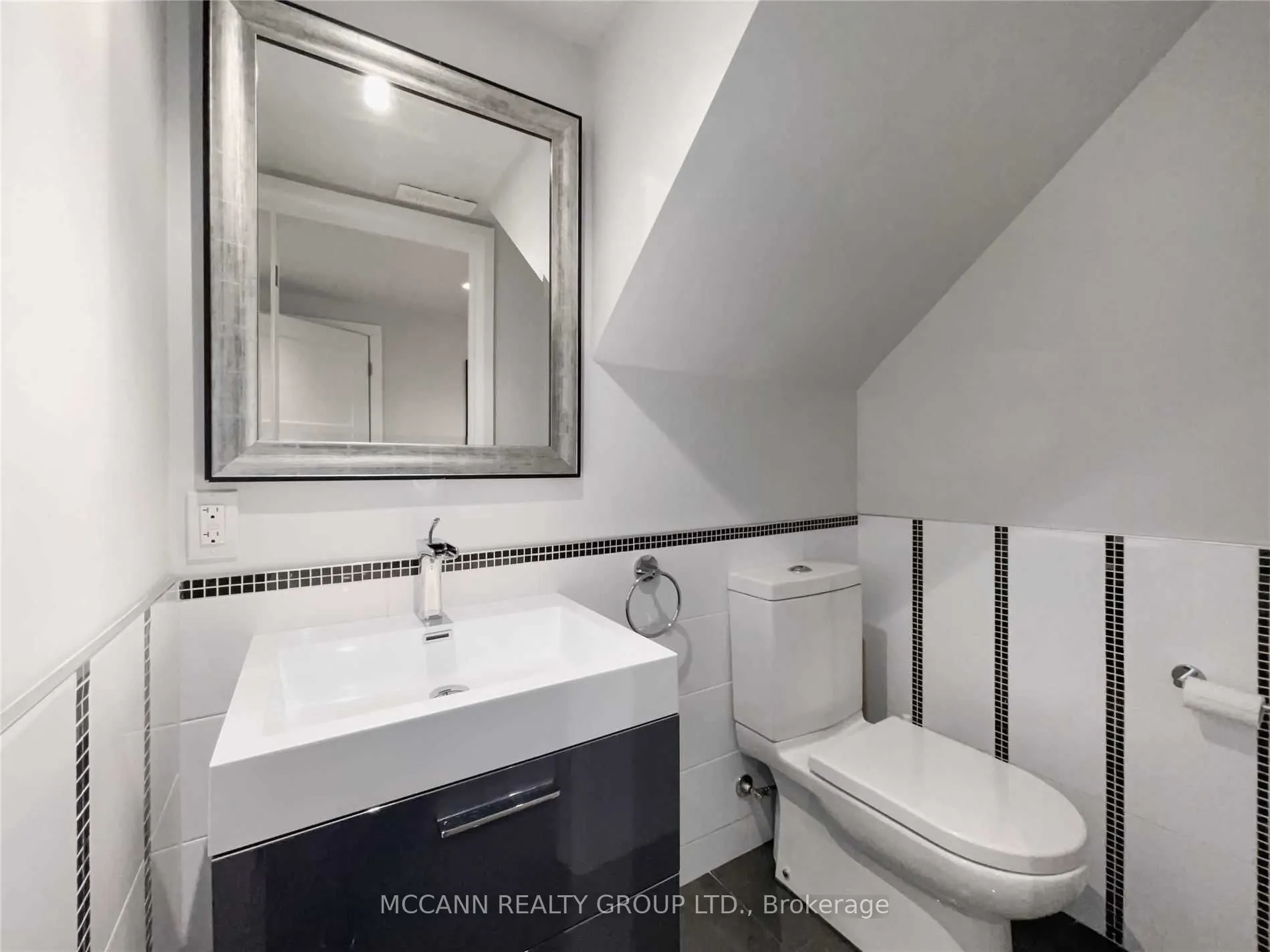 68 Whittaker Crescent