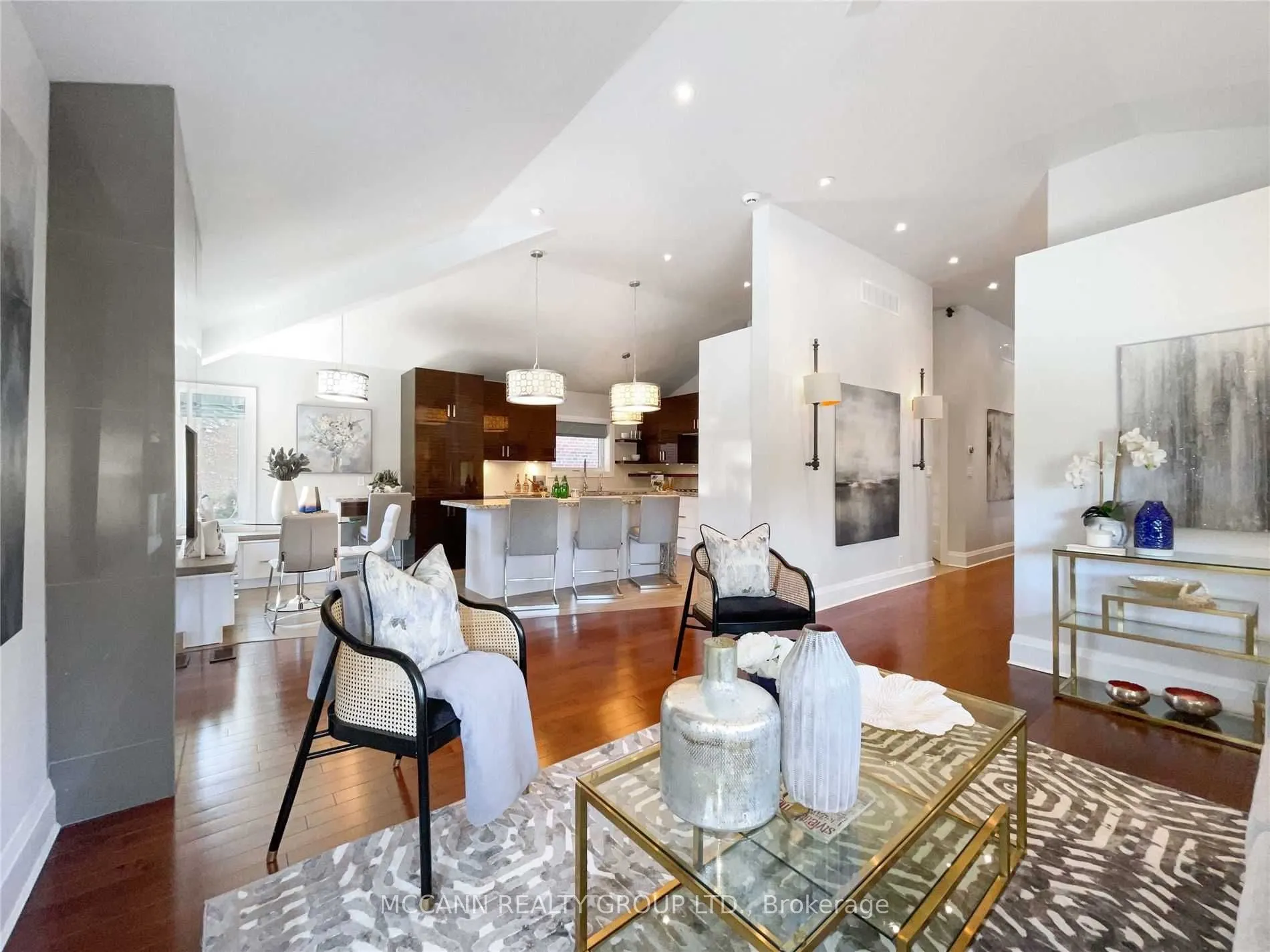 68 Whittaker Crescent