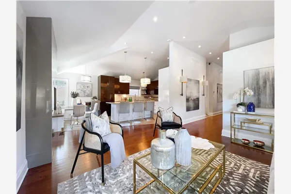 68 Whittaker Crescent