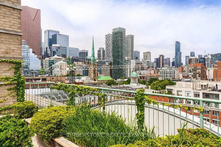 109 Front Street E, #501