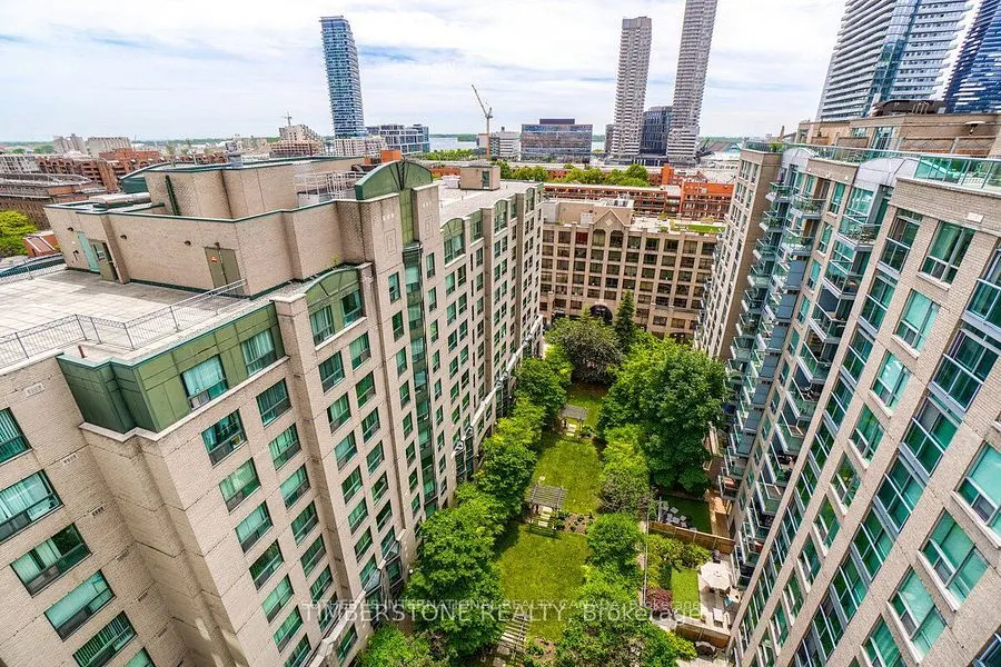 109 Front Street E, #501